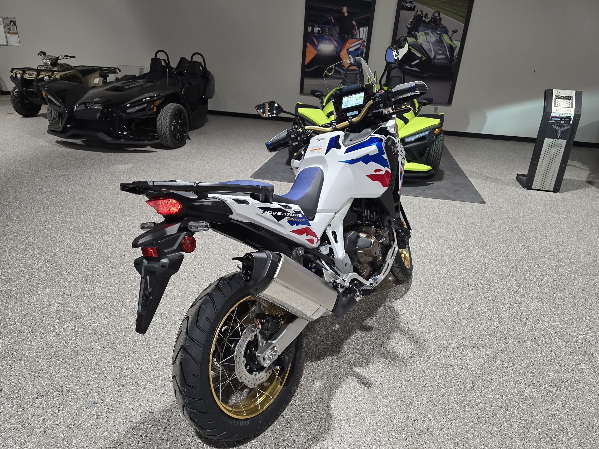 2024 Honda Africa Twin Adventure Sports ES DCT in Gorham, New Hampshire - Photo 6