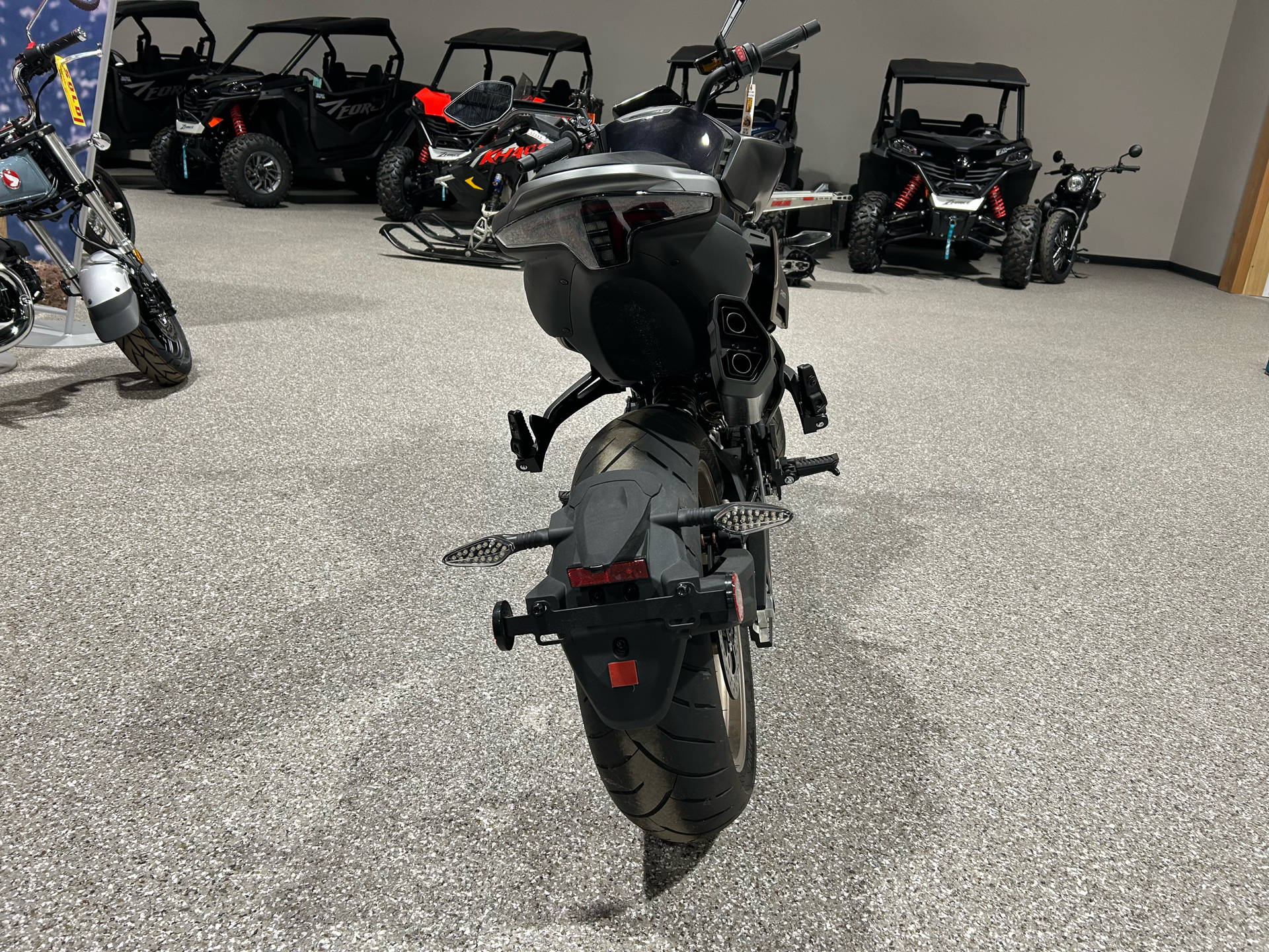 2024 CFMOTO 800NK in Gorham, New Hampshire - Photo 4