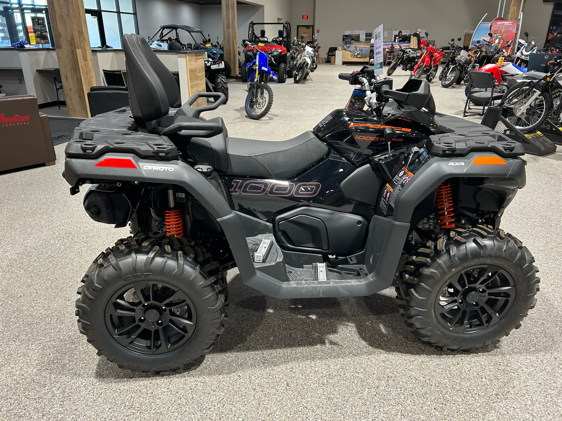 2025 CFMOTO CForce 1000 Touring in Gorham, New Hampshire - Photo 6