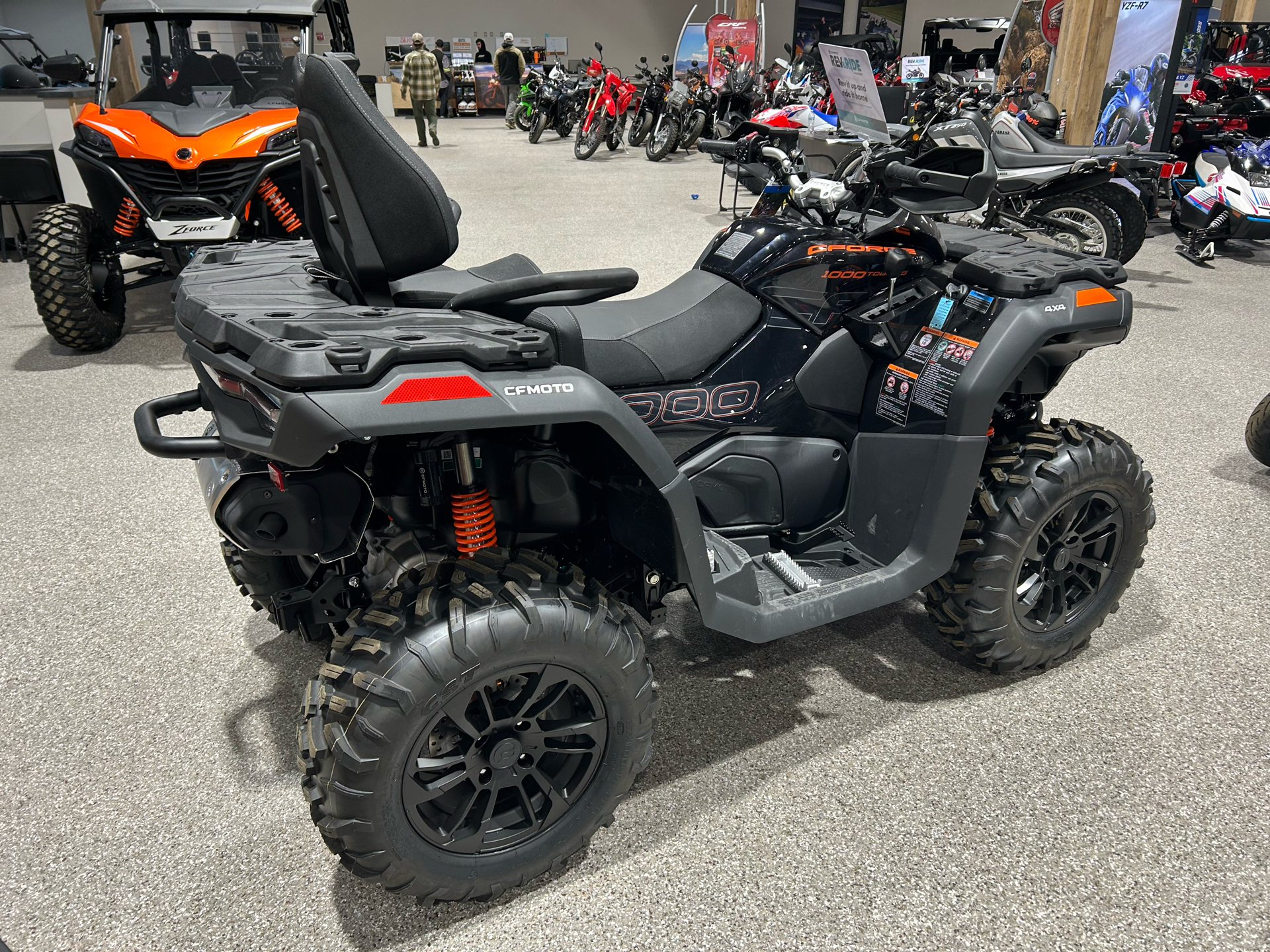 2025 CFMOTO CForce 1000 Touring in Gorham, New Hampshire - Photo 44