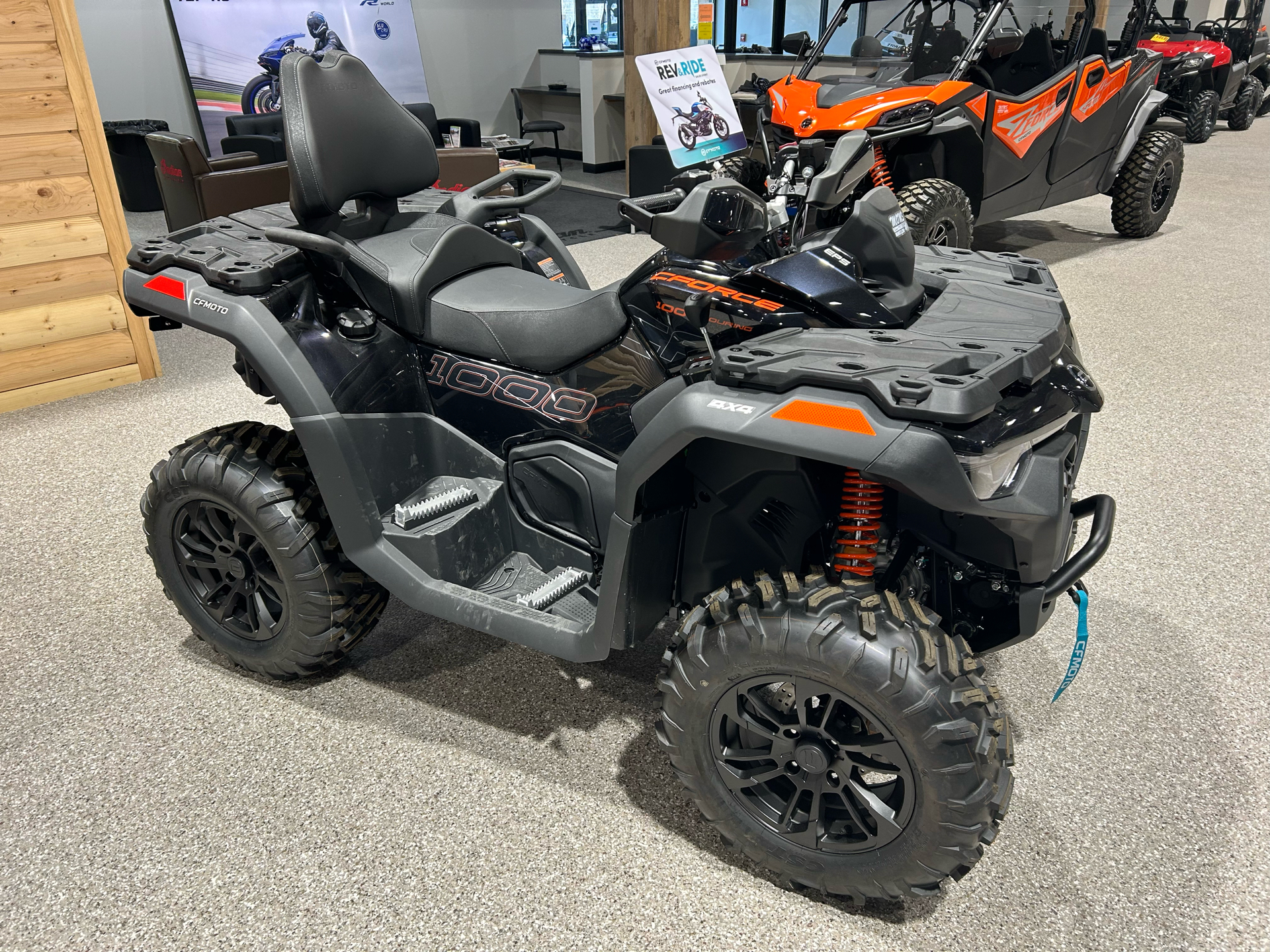 2025 CFMOTO CForce 1000 Touring in Gorham, New Hampshire - Photo 7
