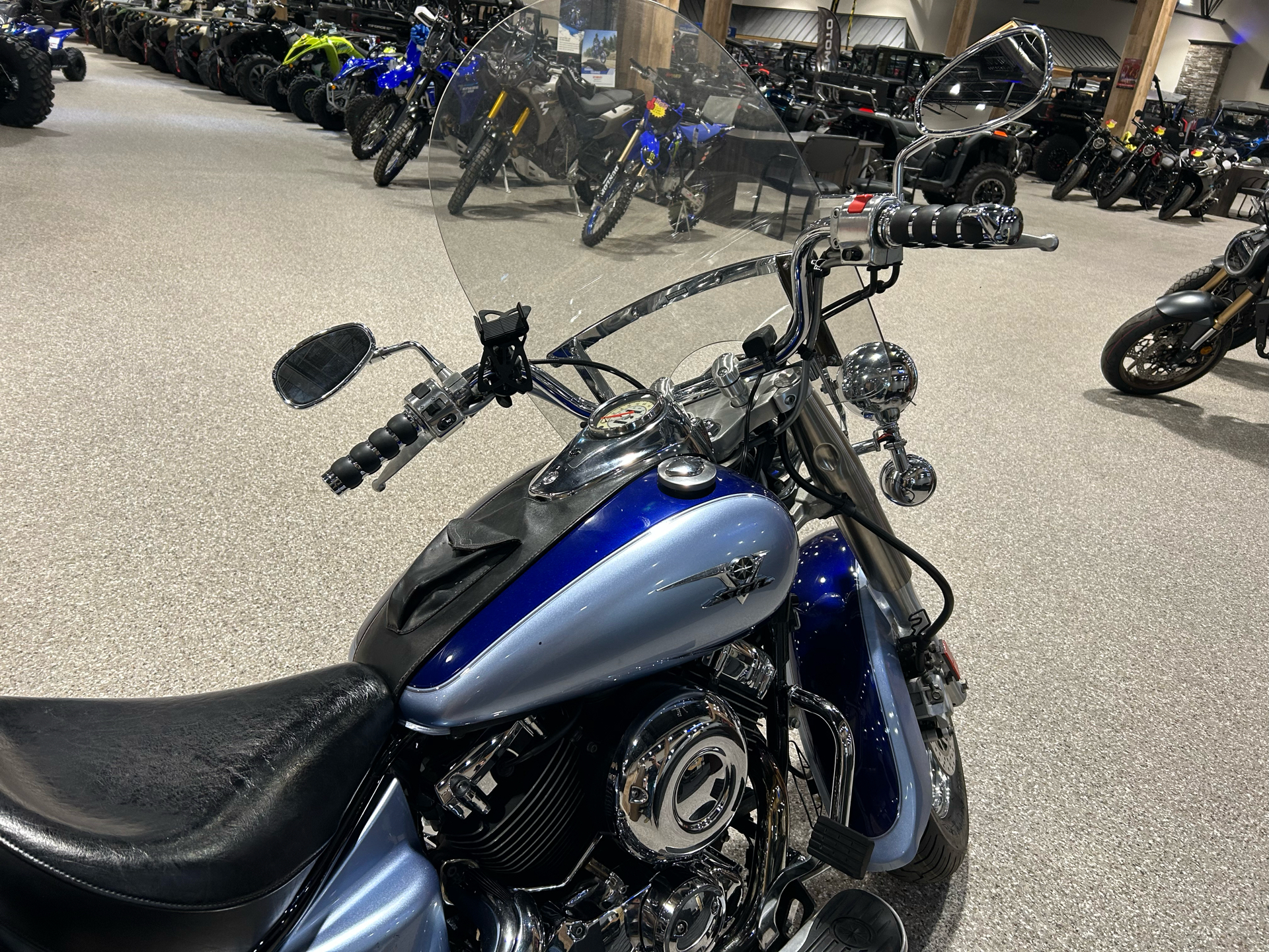 2004 Yamaha V Star 650 in Gorham, New Hampshire - Photo 5