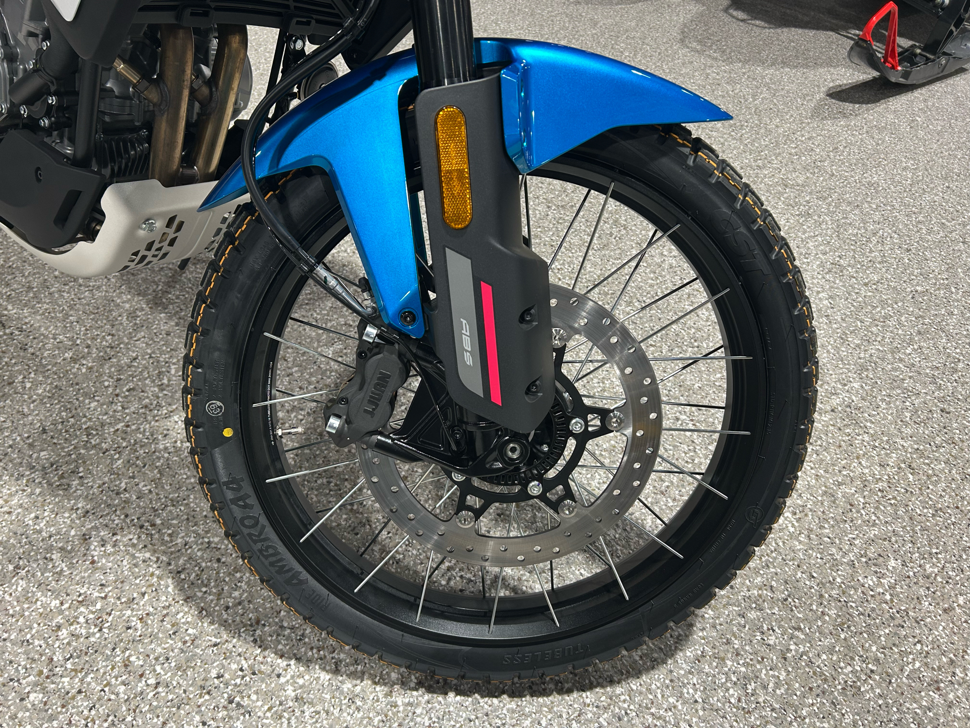 2025 CFMOTO IBEX 450 in Gorham, New Hampshire - Photo 9