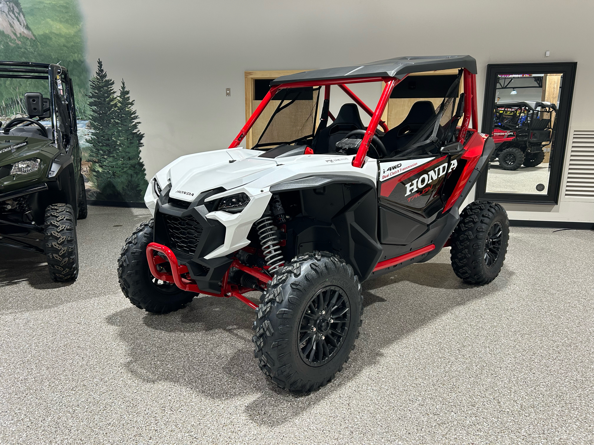 2025 Honda Talon 1000X FOX Live Valve in Gorham, New Hampshire - Photo 3