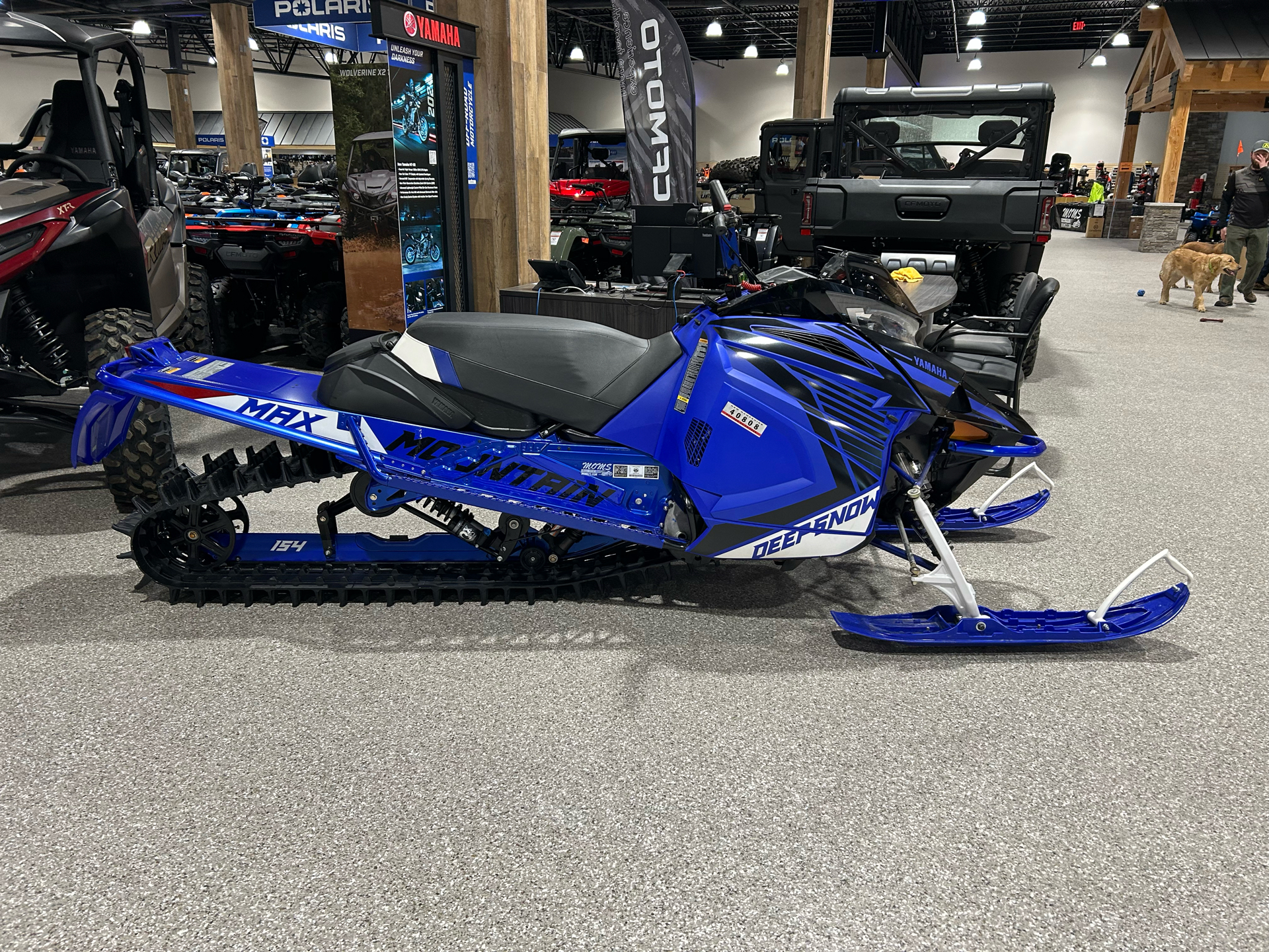 2024 Yamaha Mountain Max LE 154 in Gorham, New Hampshire - Photo 7