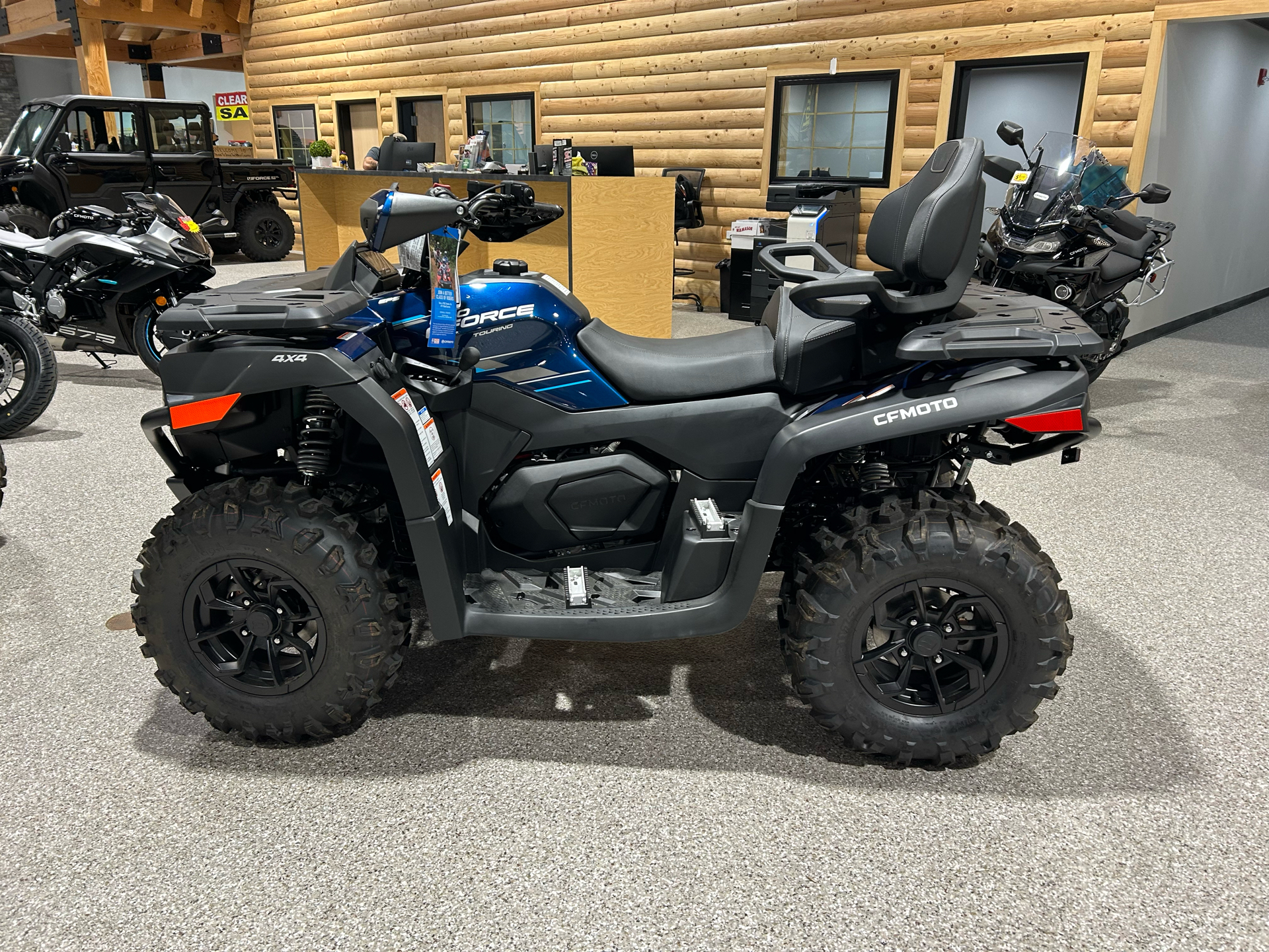 2025 CFMOTO CForce 600 Touring in Gorham, New Hampshire - Photo 10
