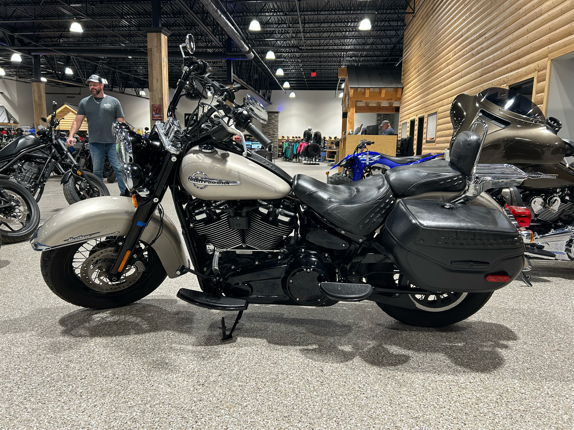 2018 Harley-Davidson Heritage Classic in Gorham, New Hampshire - Photo 5