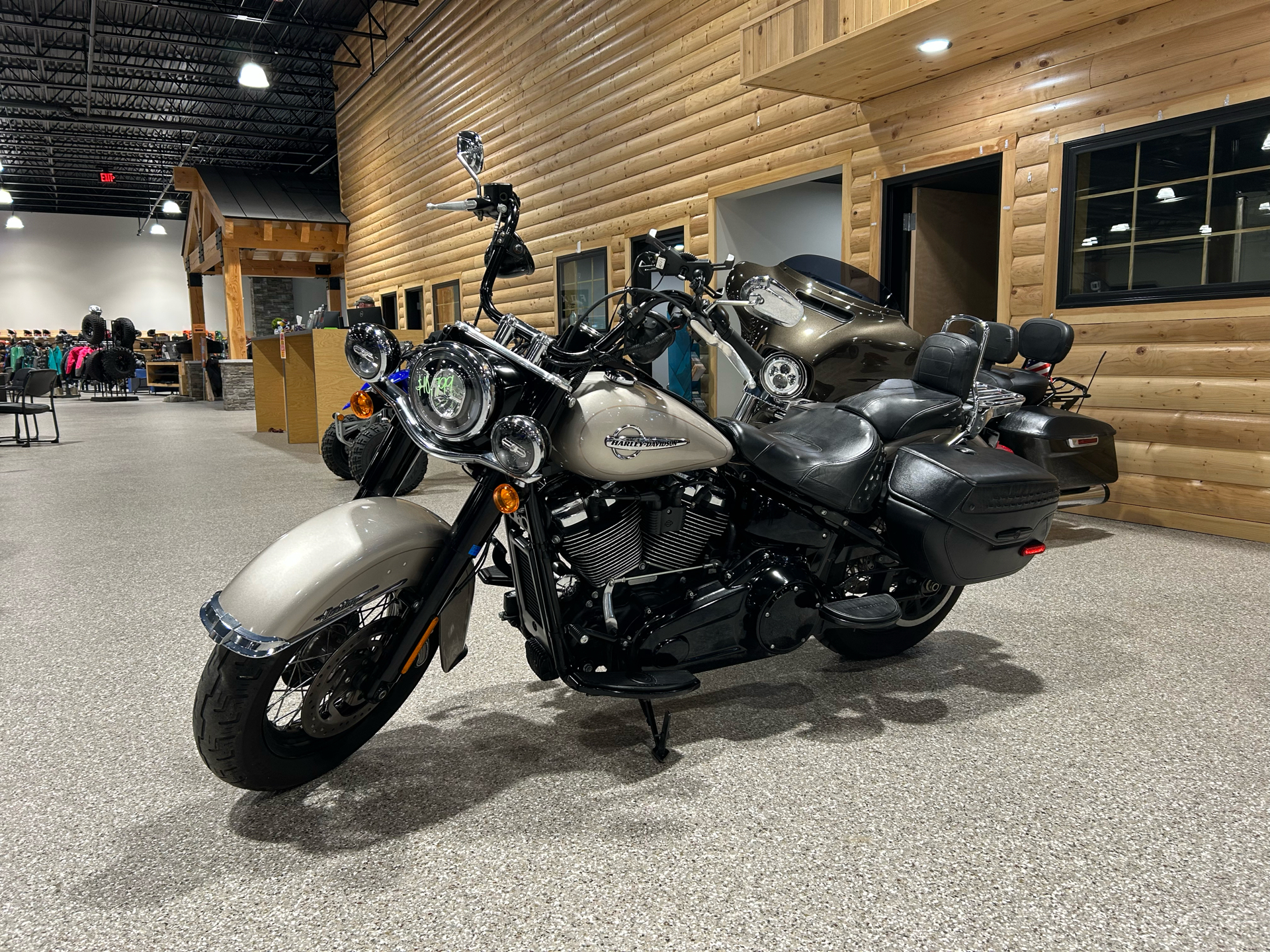 2018 Harley-Davidson Heritage Classic in Gorham, New Hampshire - Photo 6