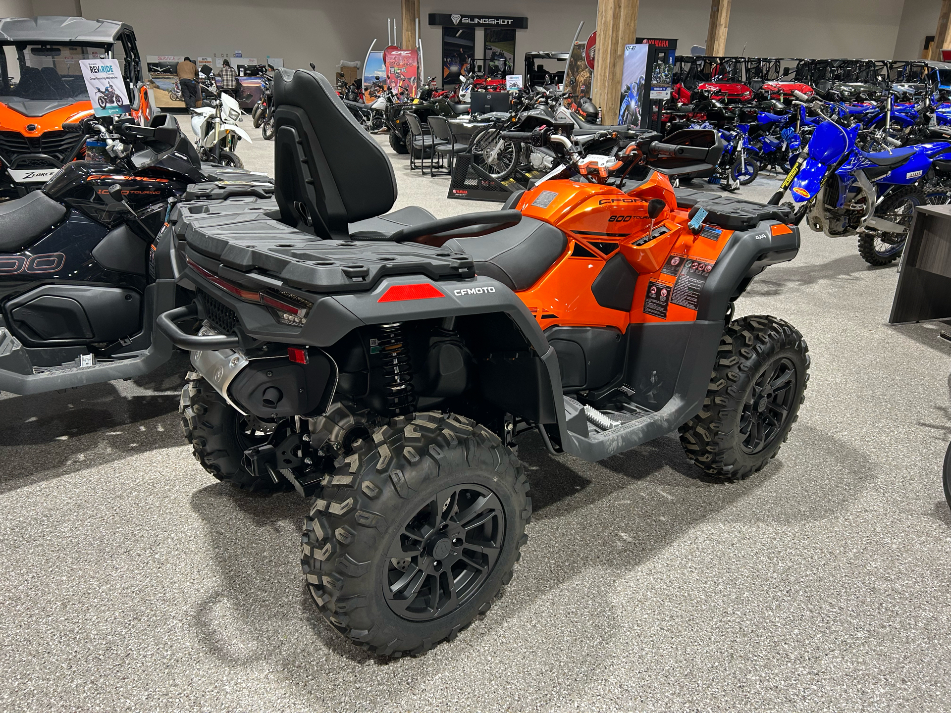 2025 CFMOTO CForce 800 Touring in Gorham, New Hampshire - Photo 4