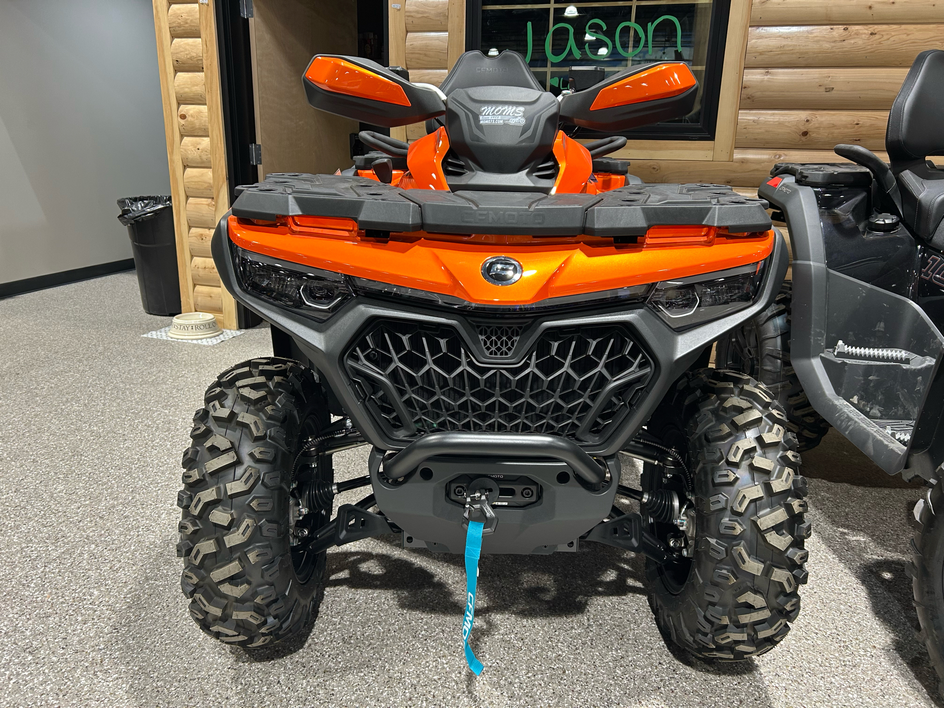 2025 CFMOTO CForce 800 Touring in Gorham, New Hampshire - Photo 7