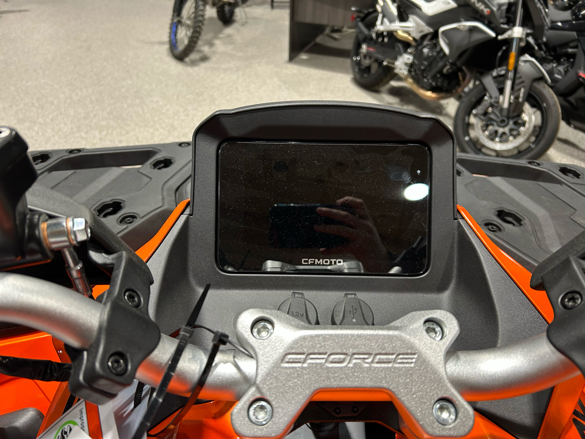 2025 CFMOTO CForce 800 Touring in Gorham, New Hampshire - Photo 12