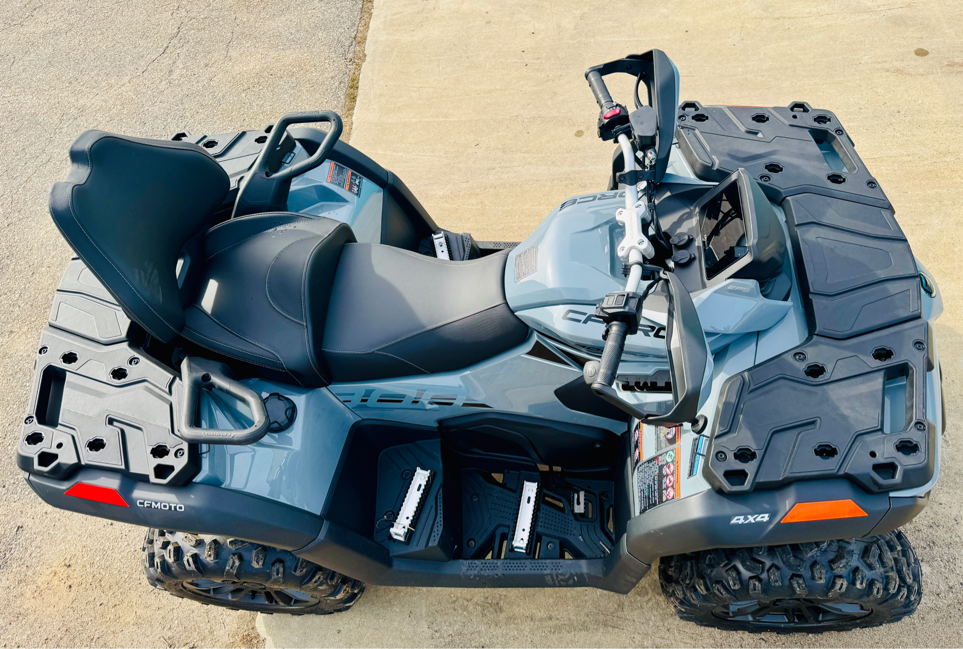 2025 CFMOTO CForce 800 Touring in Gorham, New Hampshire - Photo 15
