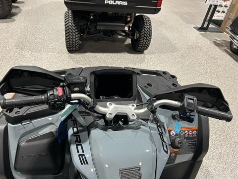 2025 CFMOTO CForce 800 Touring in Gorham, New Hampshire - Photo 8