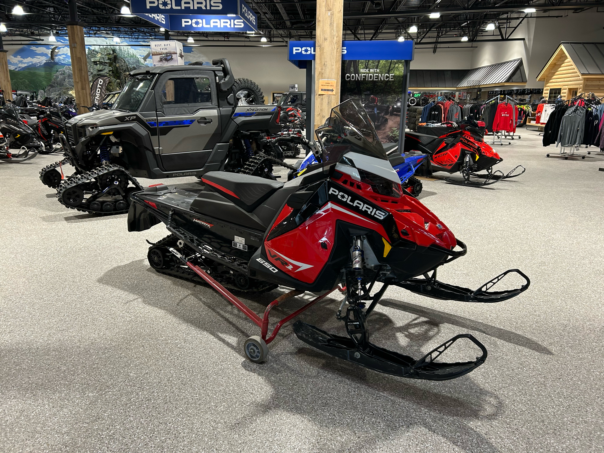 2022 Polaris 850 Indy VR1 137 SC in Gorham, New Hampshire - Photo 4