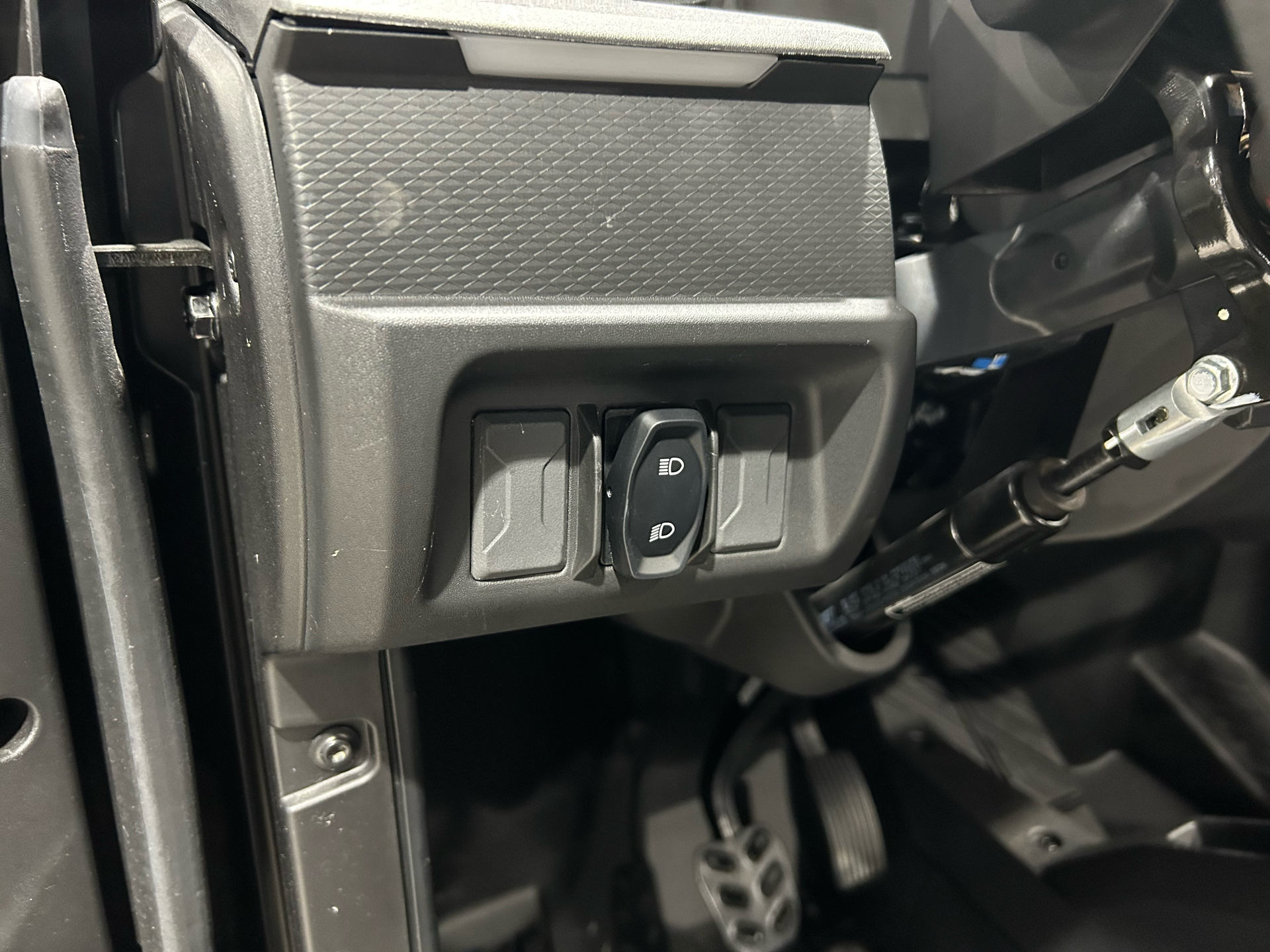 2025 CFMOTO ZForce 950 Sport in Gorham, New Hampshire - Photo 16