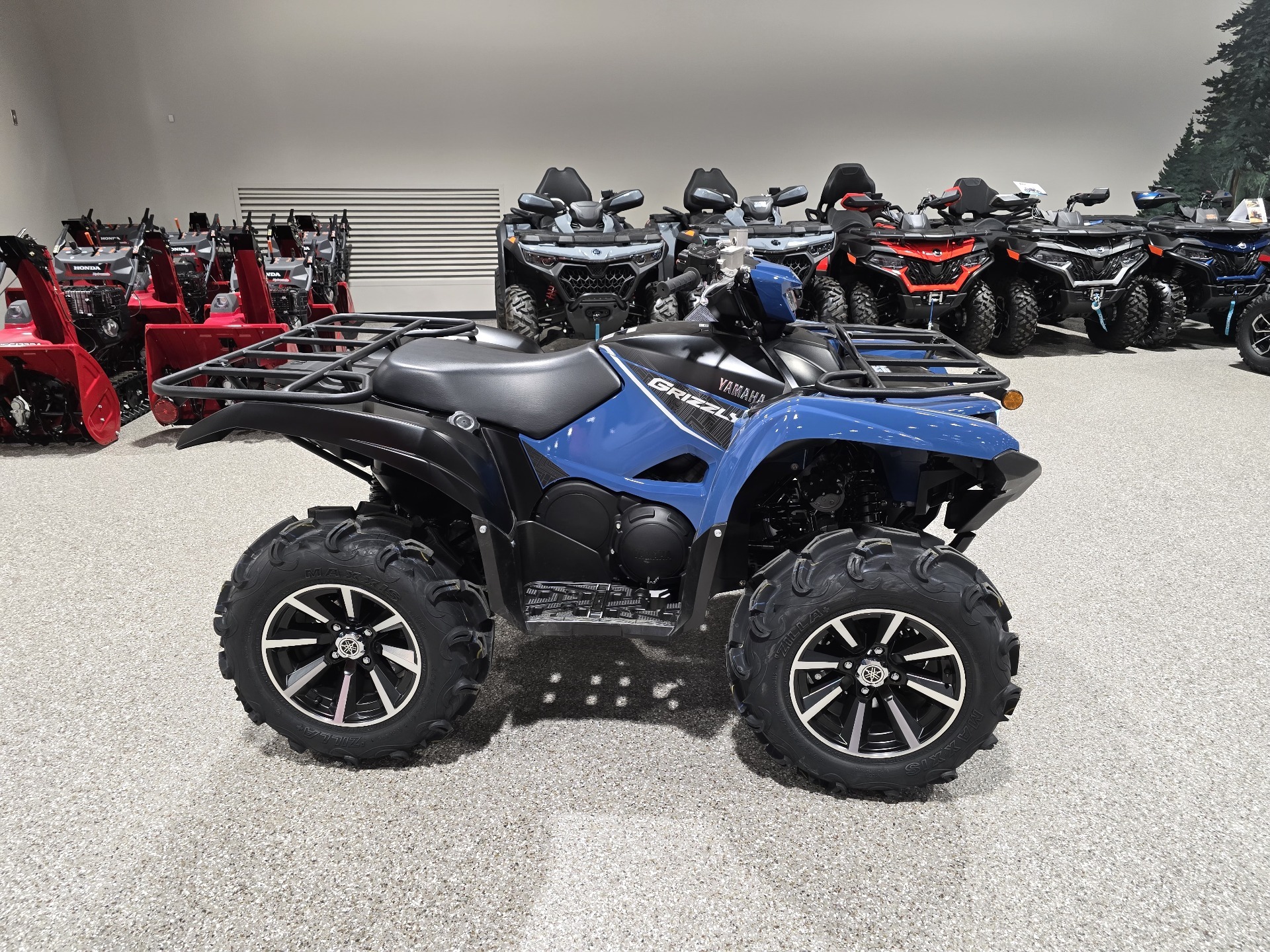 2025 Yamaha Grizzly EPS LTD in Gorham, New Hampshire - Photo 2