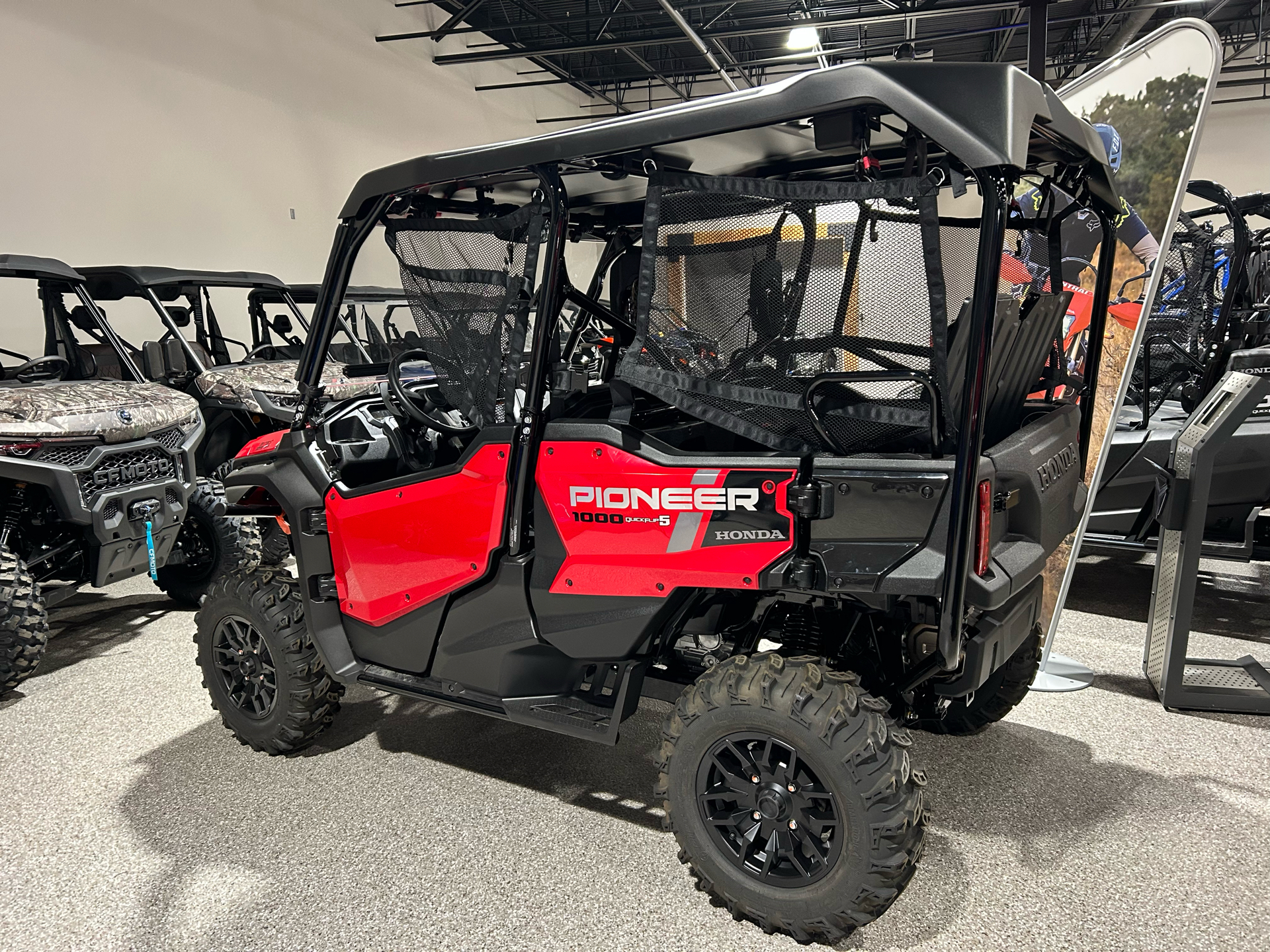 2024 Honda Pioneer 1000-5 Deluxe in Gorham, New Hampshire - Photo 18