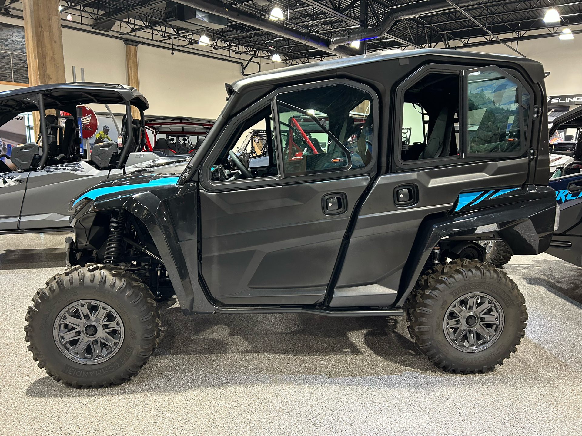 2023 Yamaha Wolverine RMAX4 1000 R-Spec in Gorham, New Hampshire - Photo 2