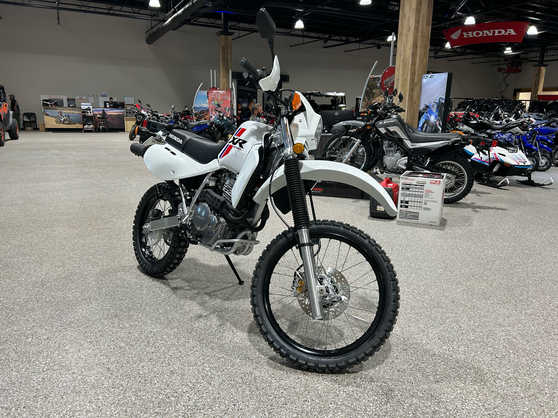 2025 Honda XR650L in Gorham, New Hampshire - Photo 2