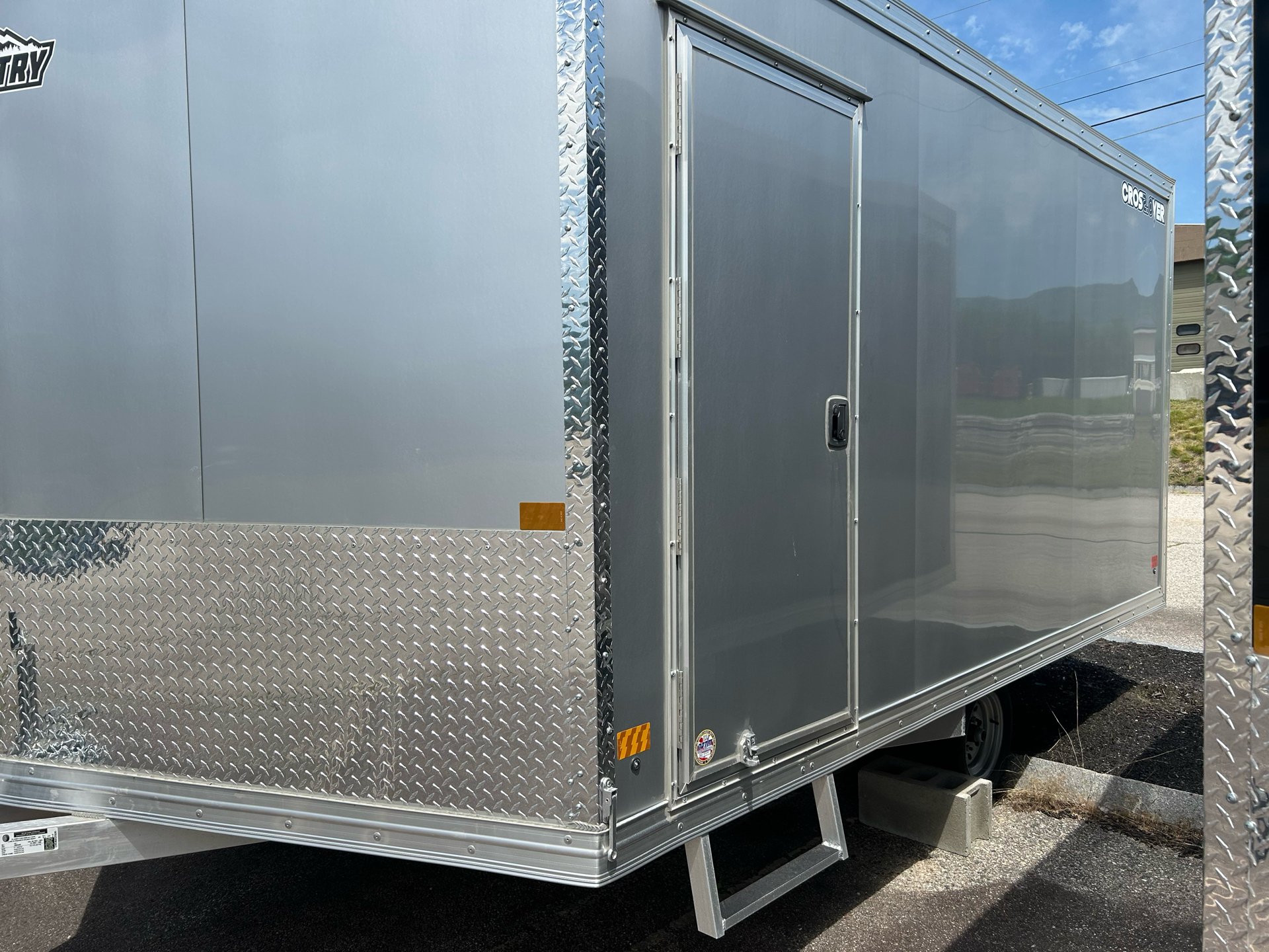 2024 Polaris Trailers Enclosed Crossover Snow 2.0 Trailers 12 ft. in Gorham, New Hampshire - Photo 4