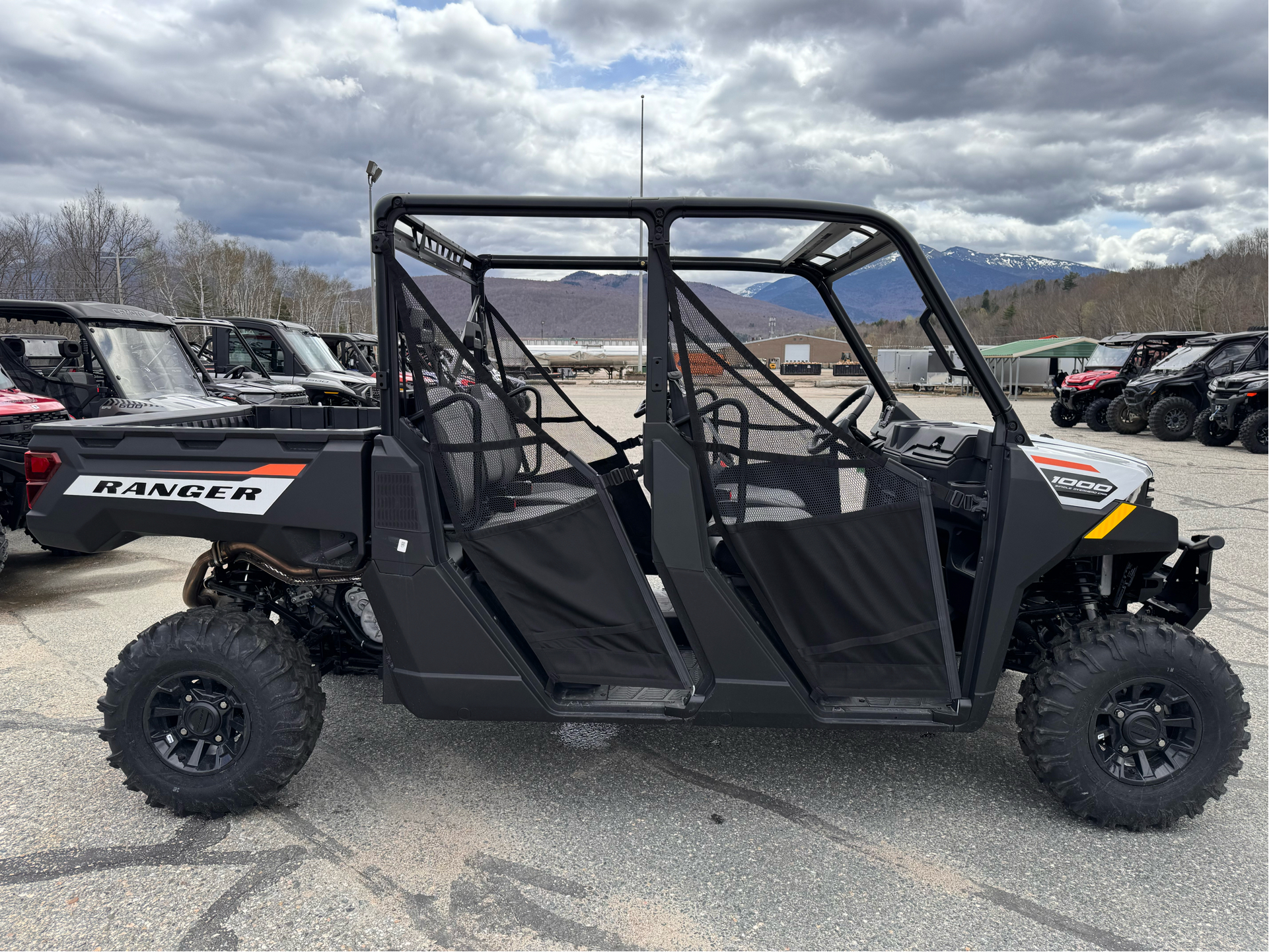 2024 Polaris Ranger Crew 1000 Premium in Gorham, New Hampshire - Photo 6