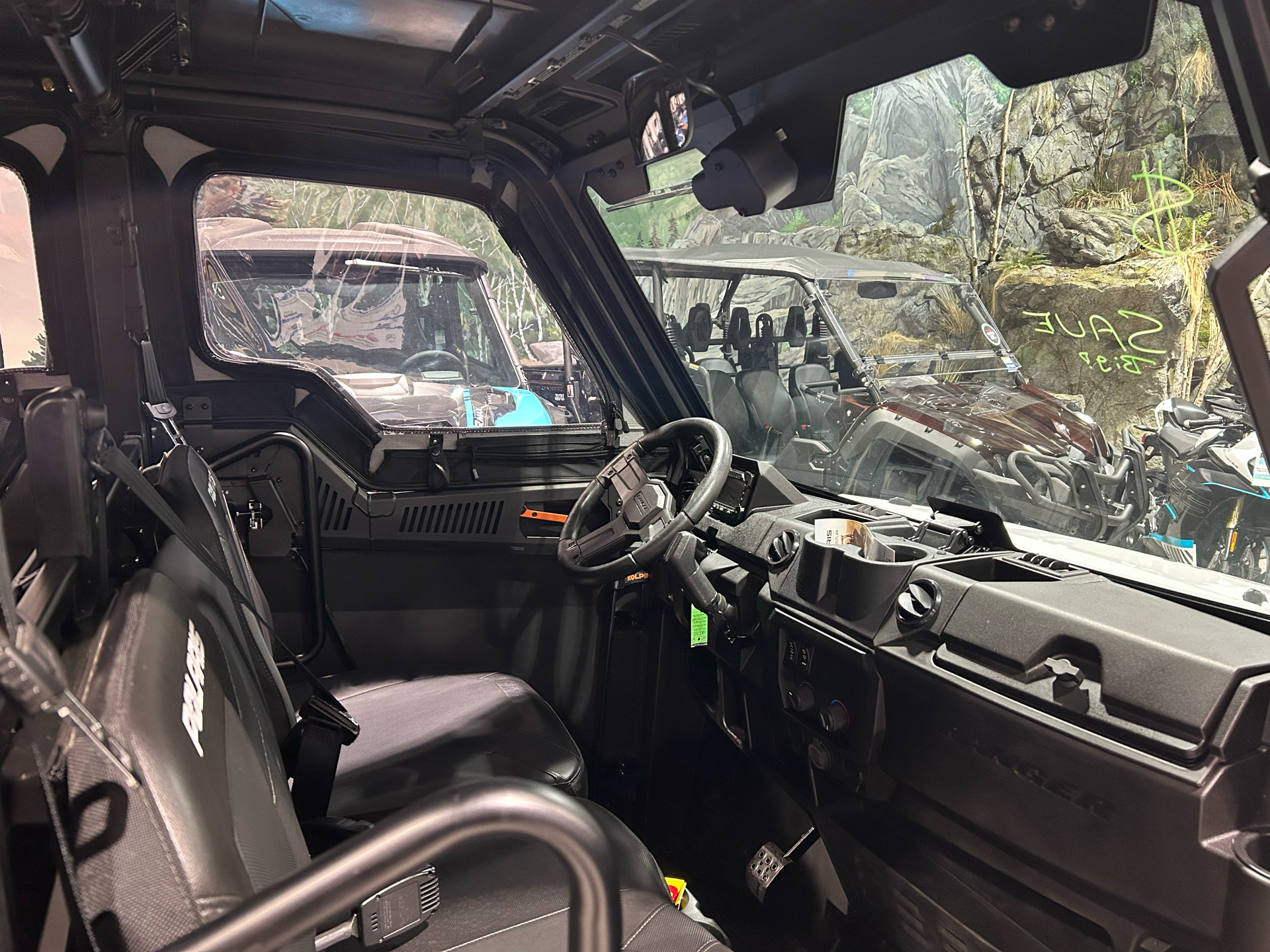 2024 Polaris Ranger Crew 1000 Premium in Gorham, New Hampshire - Photo 5