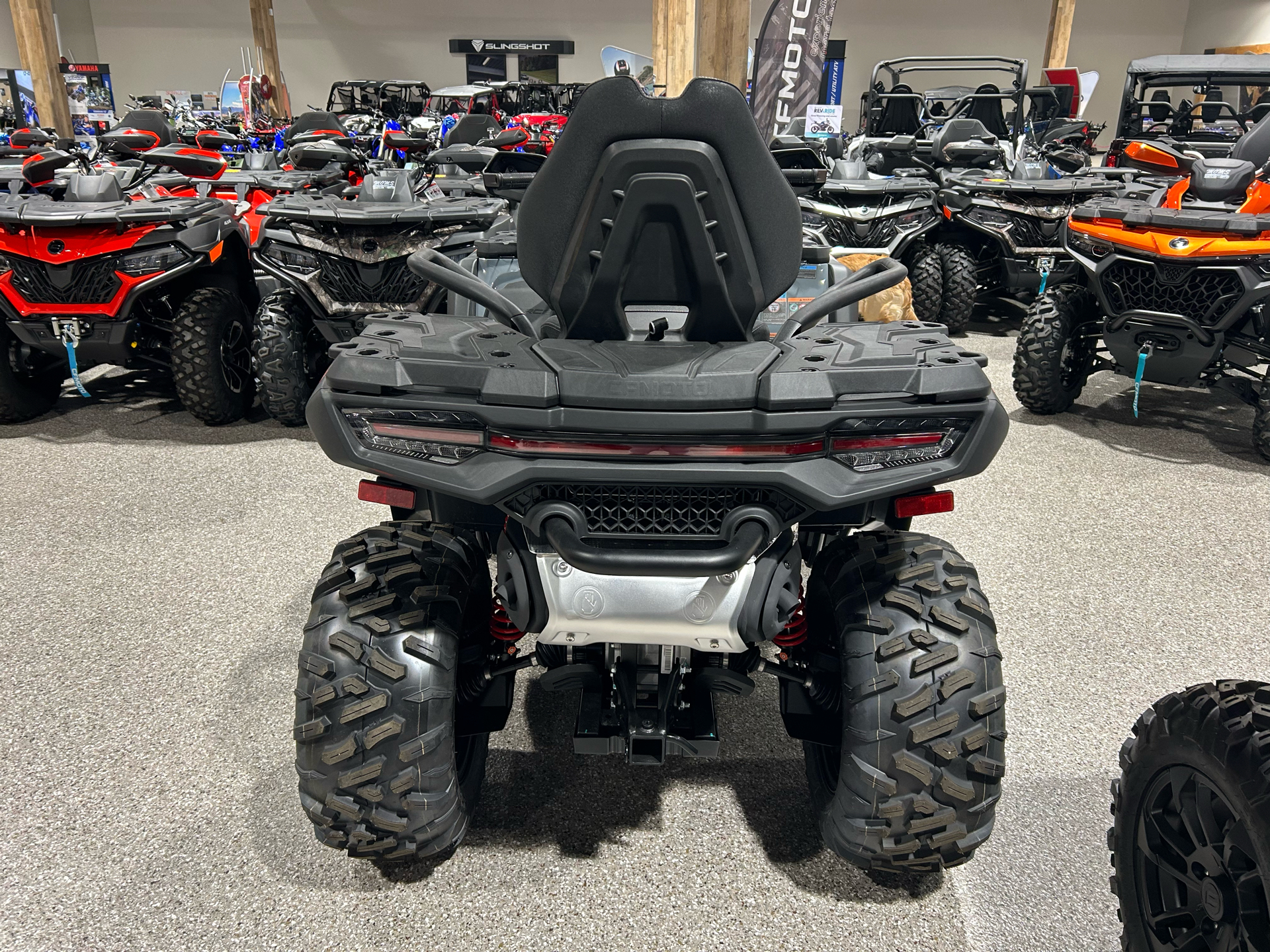 2025 CFMOTO CForce 1000 Touring in Gorham, New Hampshire - Photo 9