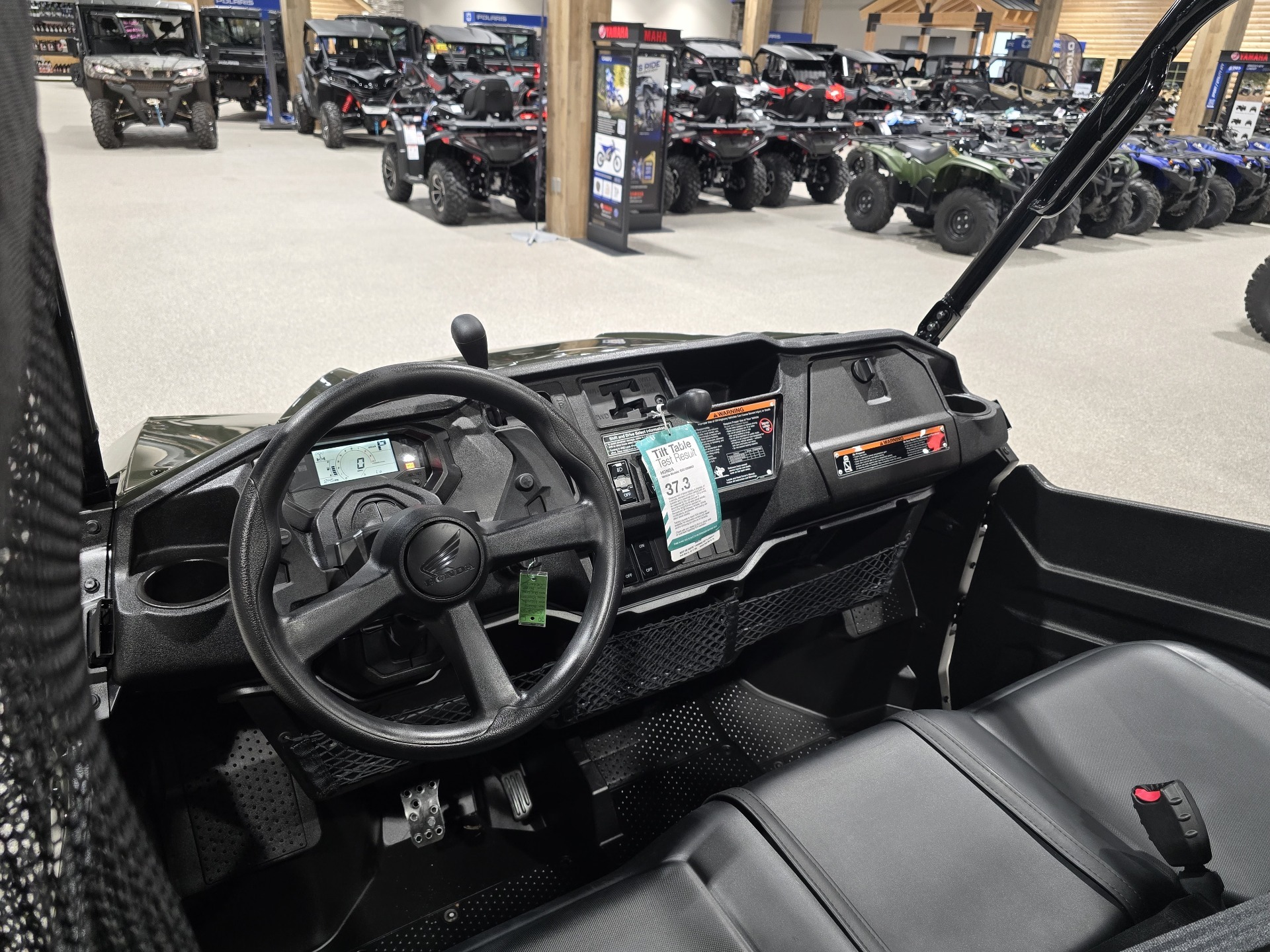2024 Honda Pioneer 1000-6 Deluxe Crew in Gorham, New Hampshire - Photo 10