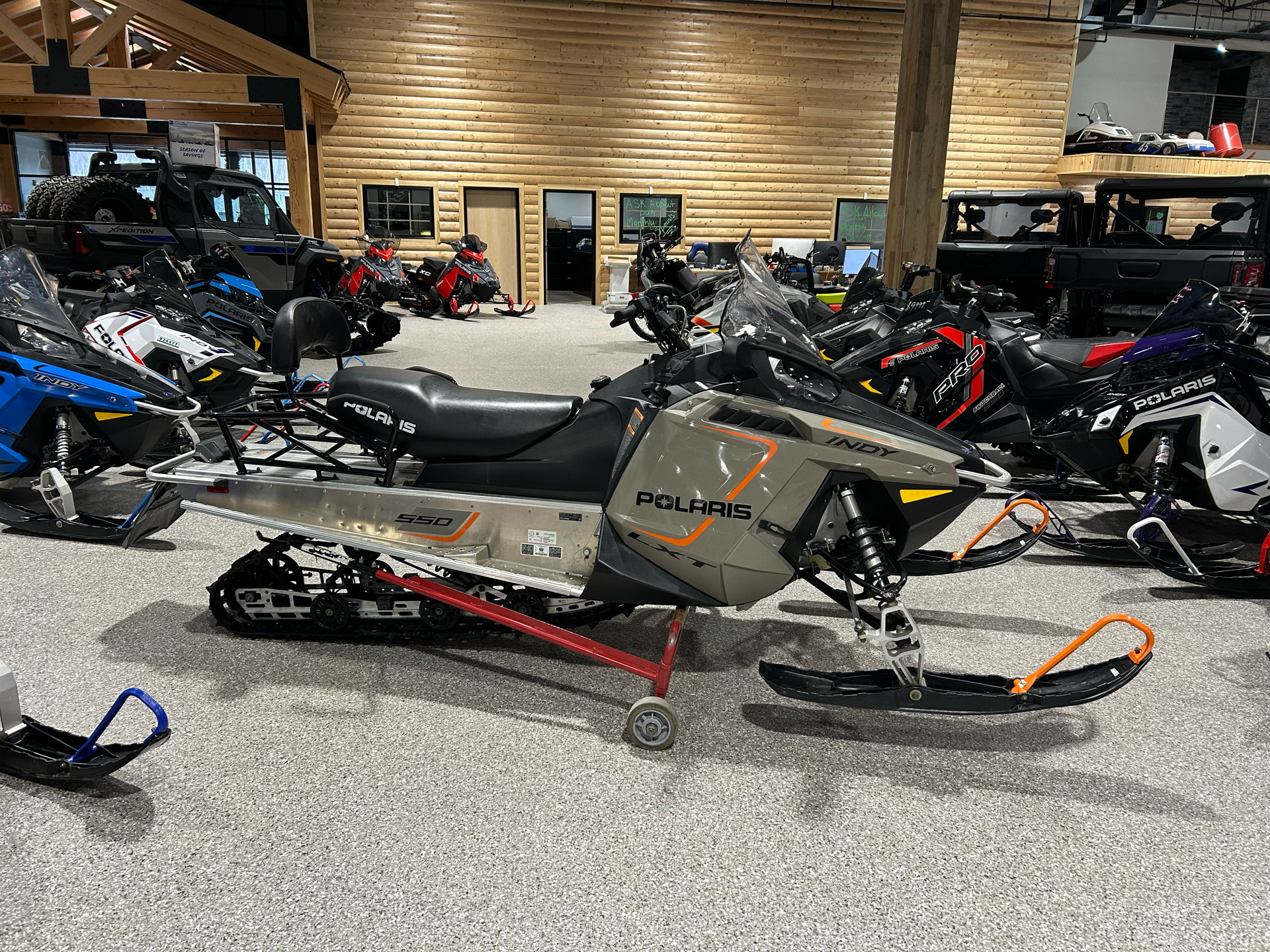 2023 Polaris 550 Indy LXT 144 ES in Gorham, New Hampshire - Photo 7
