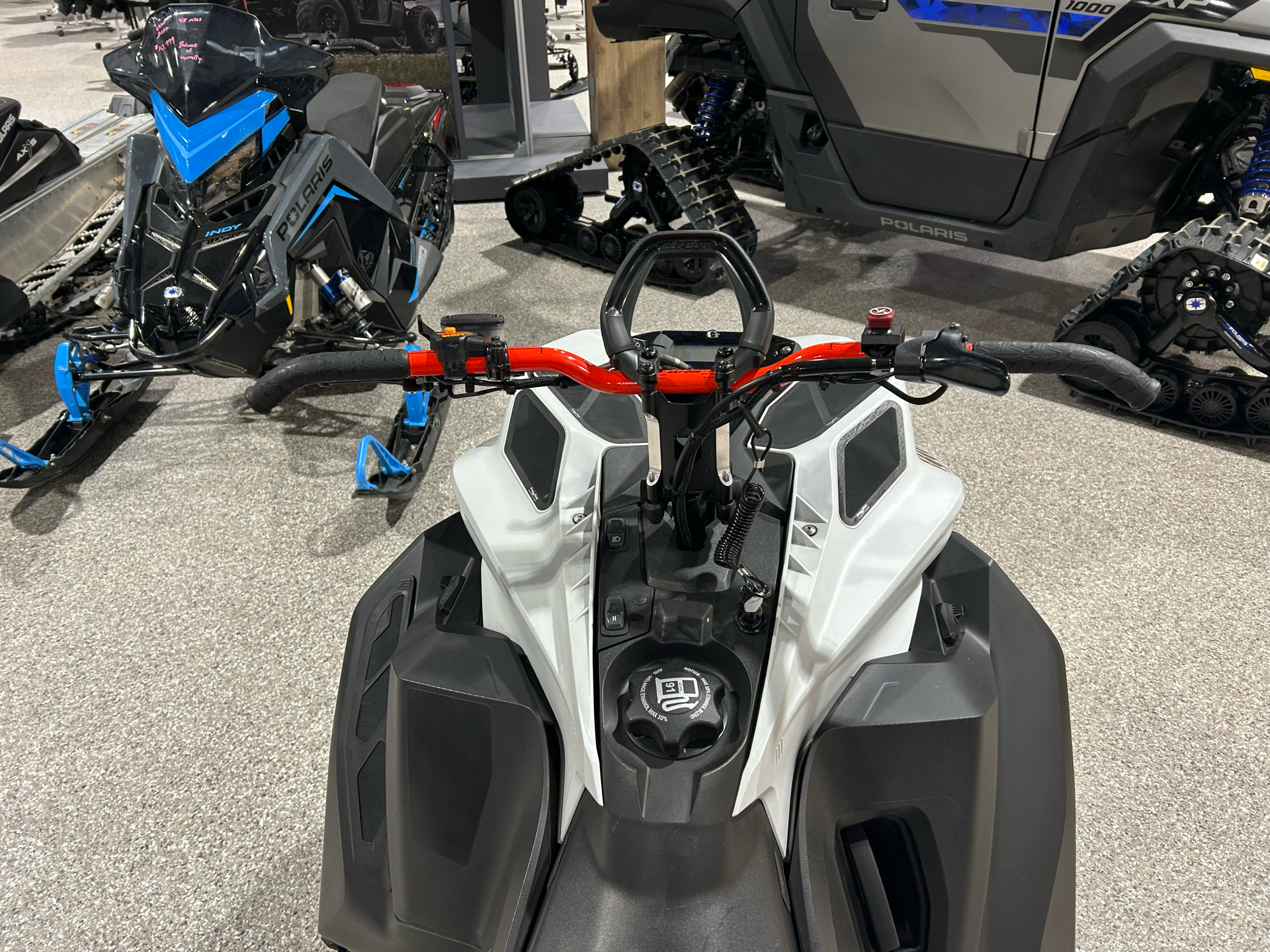 2021 Ski-Doo Summit X Expert 154 850 E-TEC SHOT PowderMax Light FlexEdge 2.5 in Gorham, New Hampshire - Photo 10