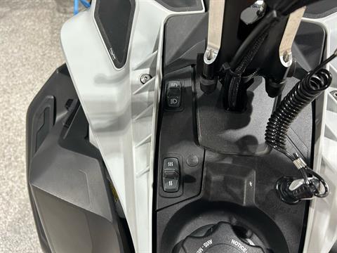 2021 Ski-Doo Summit X Expert 154 850 E-TEC SHOT PowderMax Light FlexEdge 2.5 in Gorham, New Hampshire - Photo 11