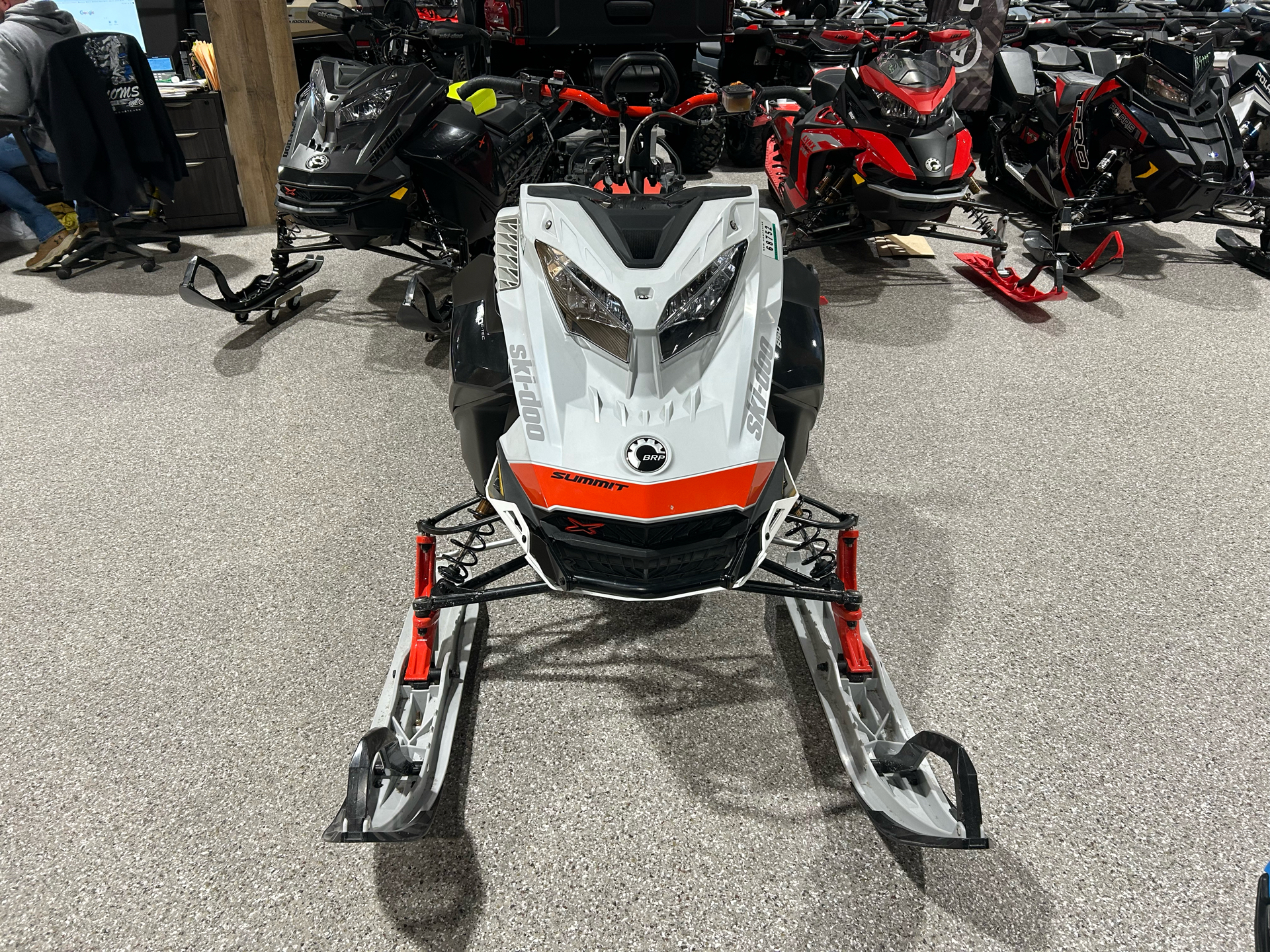 2021 Ski-Doo Summit X Expert 154 850 E-TEC SHOT PowderMax Light FlexEdge 2.5 in Gorham, New Hampshire - Photo 8