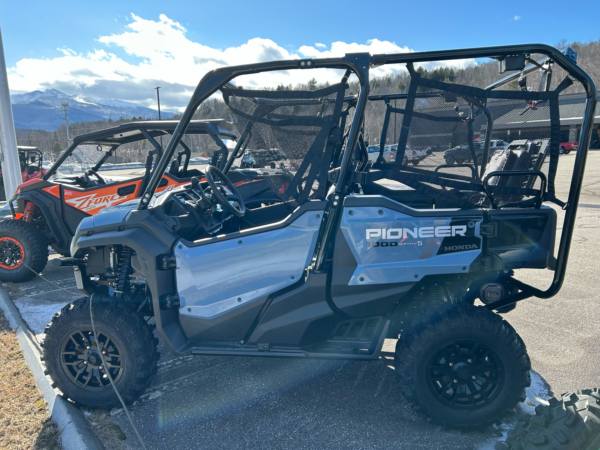 2024 Honda Pioneer 1000-5 Deluxe in Gorham, New Hampshire - Photo 14