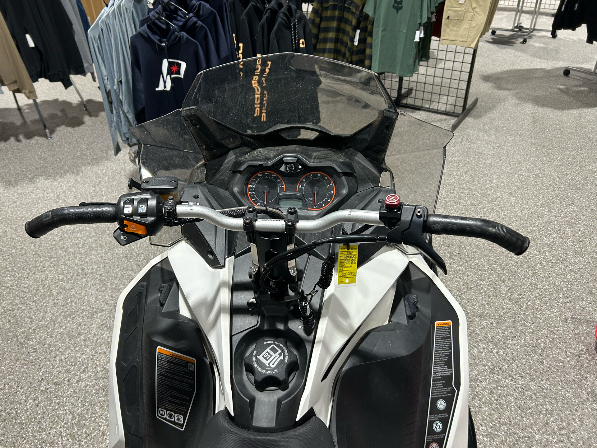 2019 Ski-Doo Renegade Adrenaline 850 E-TEC in Gorham, New Hampshire - Photo 6