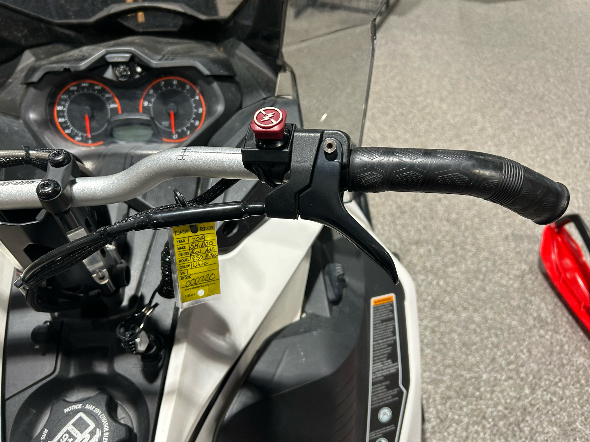 2019 Ski-Doo Renegade Adrenaline 850 E-TEC in Gorham, New Hampshire - Photo 8