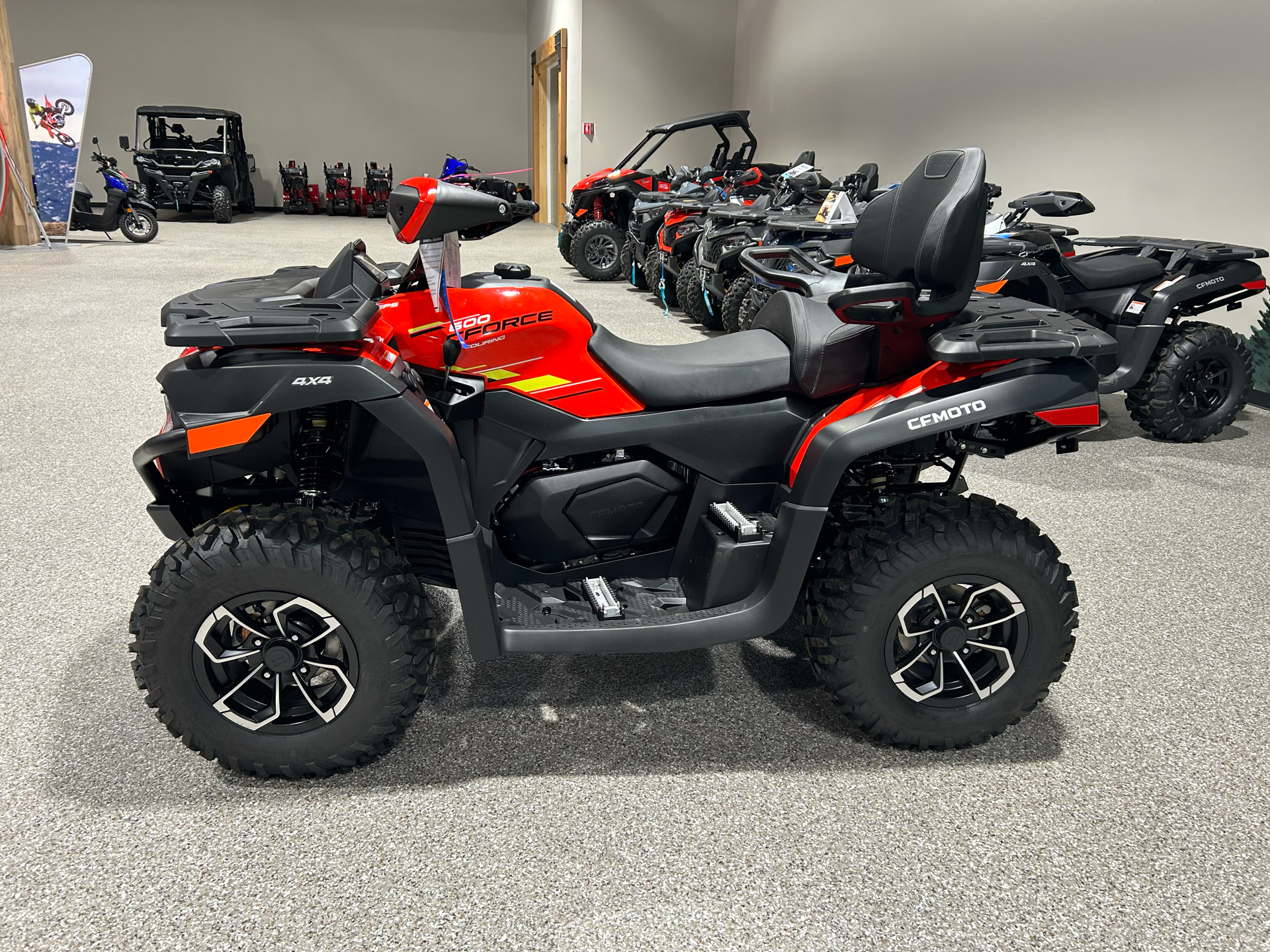 2024 CFMOTO CForce 600 Touring in Gorham, New Hampshire - Photo 2