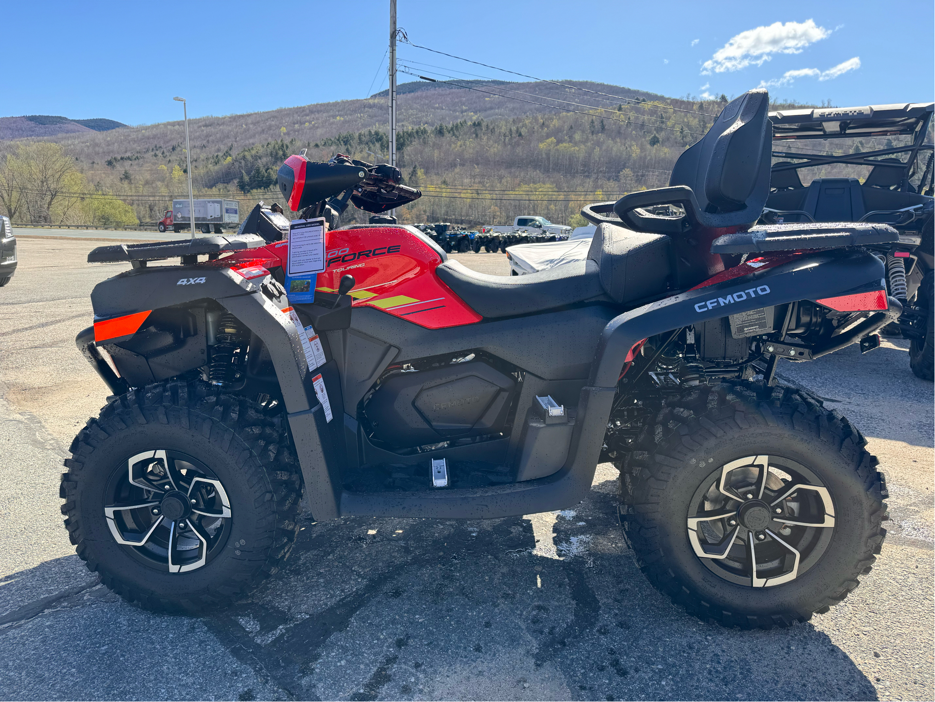 2024 CFMOTO CForce 600 Touring in Gorham, New Hampshire - Photo 3