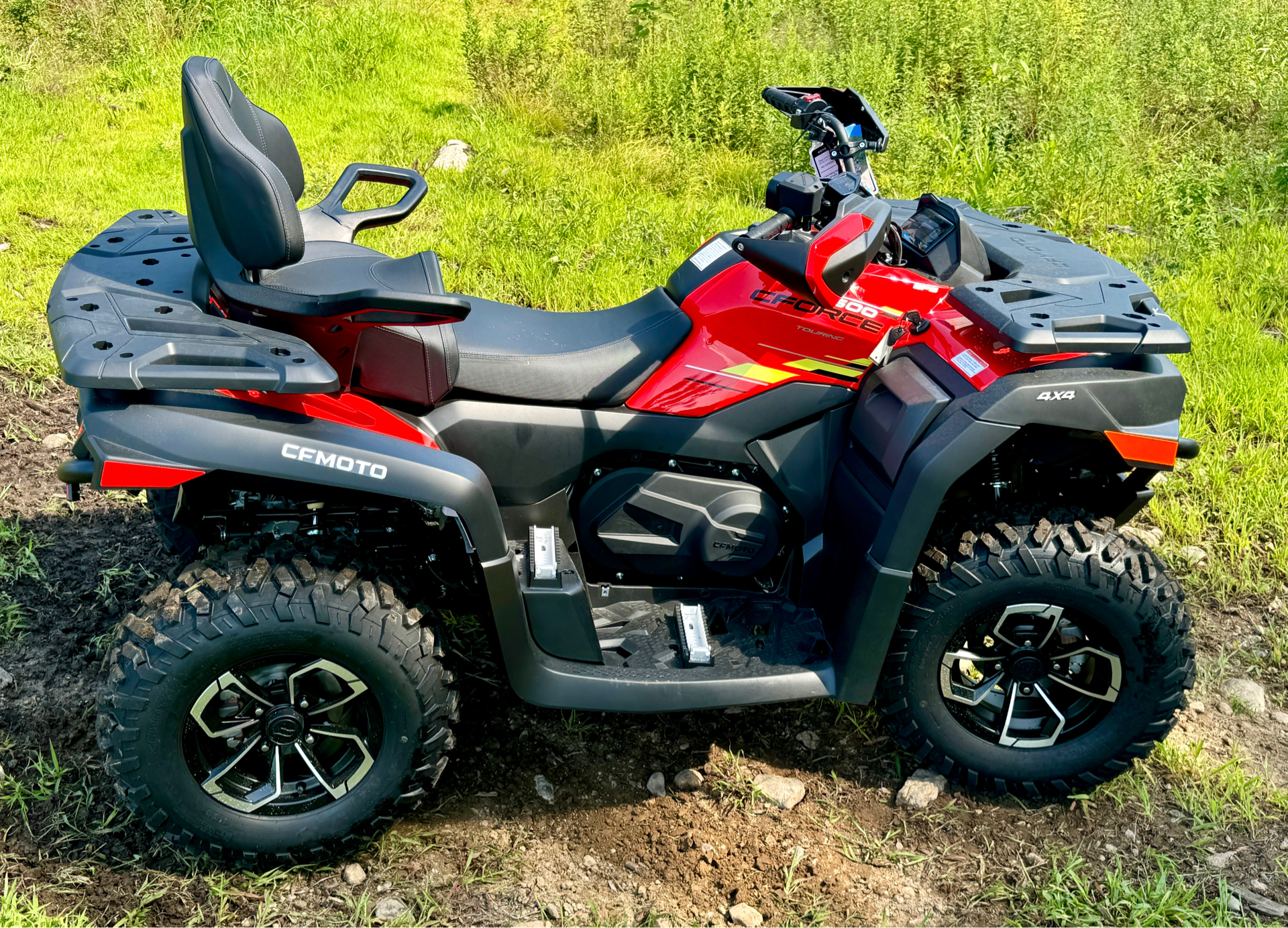 2024 CFMOTO CForce 600 Touring in Gorham, New Hampshire - Photo 9