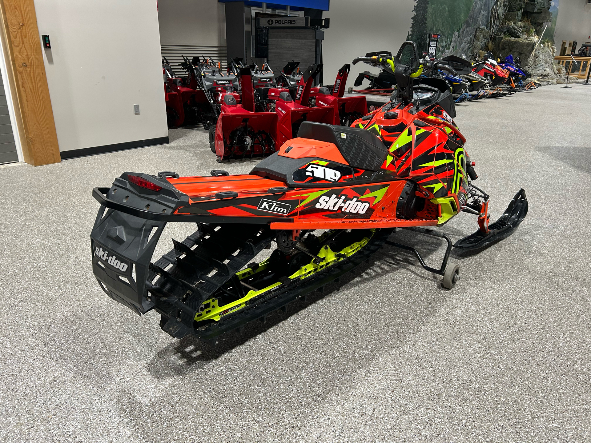 2016 Ski-Doo Freeride 146 800R E-TEC, PowderMax 2.5" in Gorham, New Hampshire - Photo 2