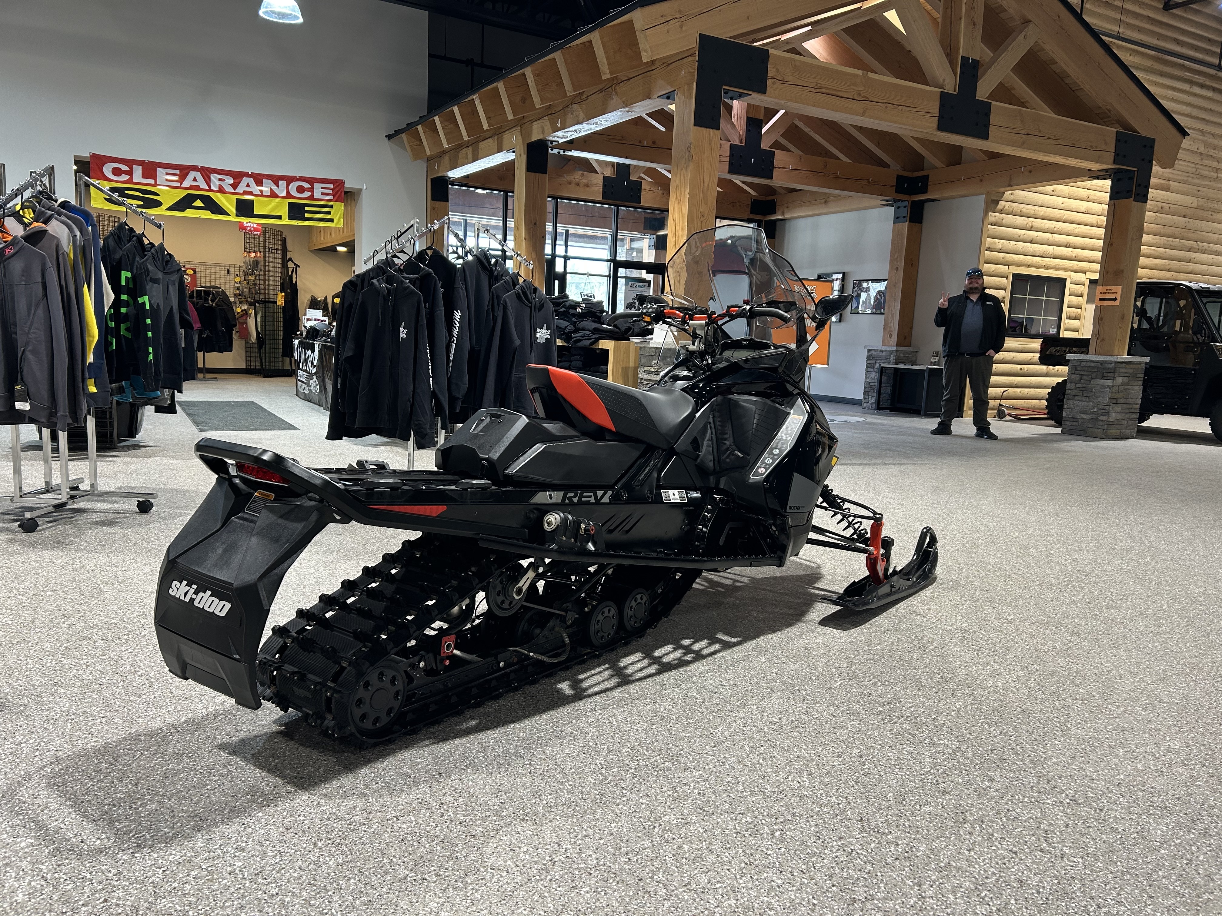 【総額10万越え】スノボー引退まとめ売り ride Smith NFX Used 2020 Ski-Doo Renegade X 850 E-TEC ES Ripsaw 1.25 REV Gen4
