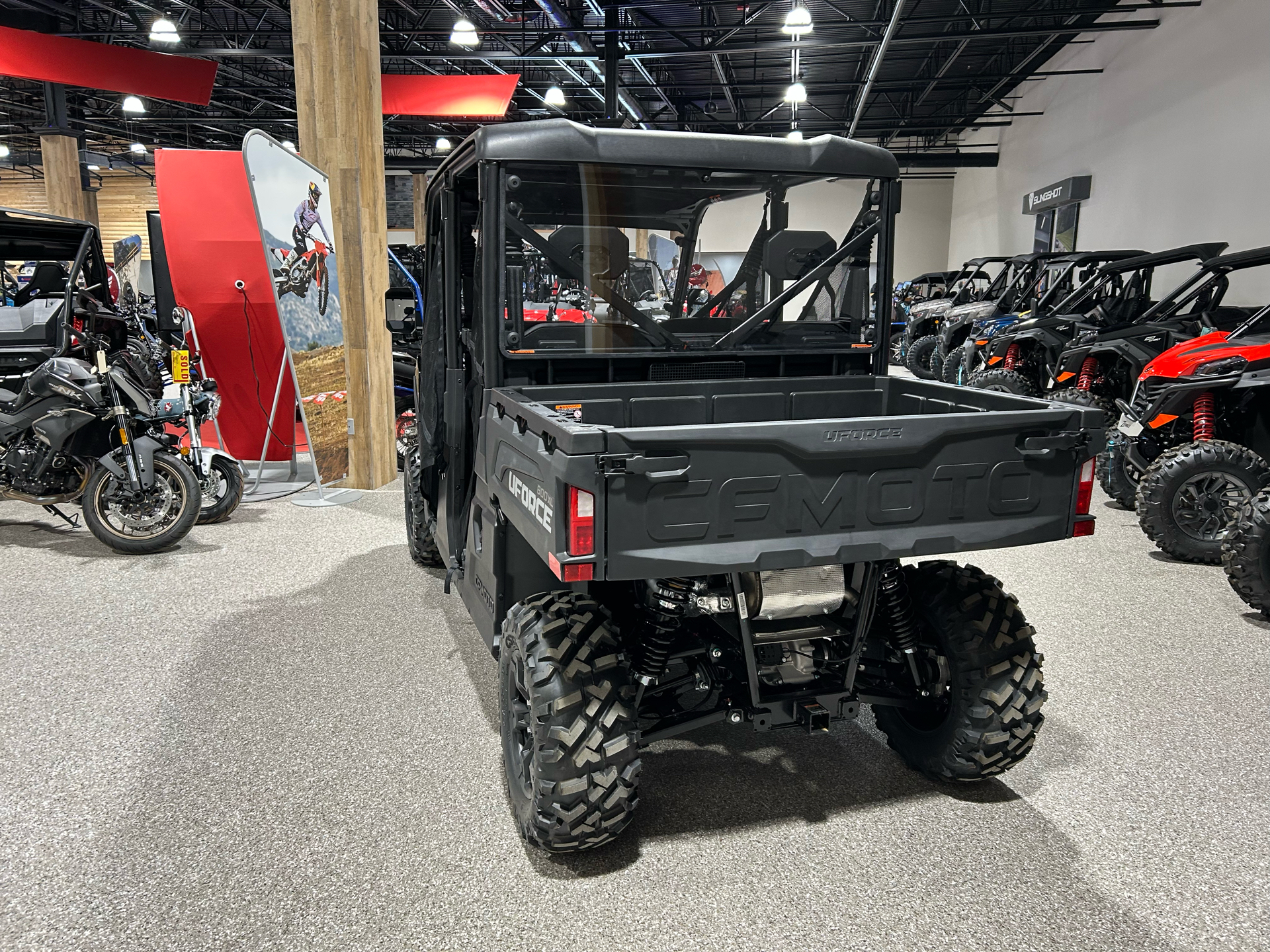 2025 CFMOTO UForce 800 XL in Gorham, New Hampshire - Photo 4