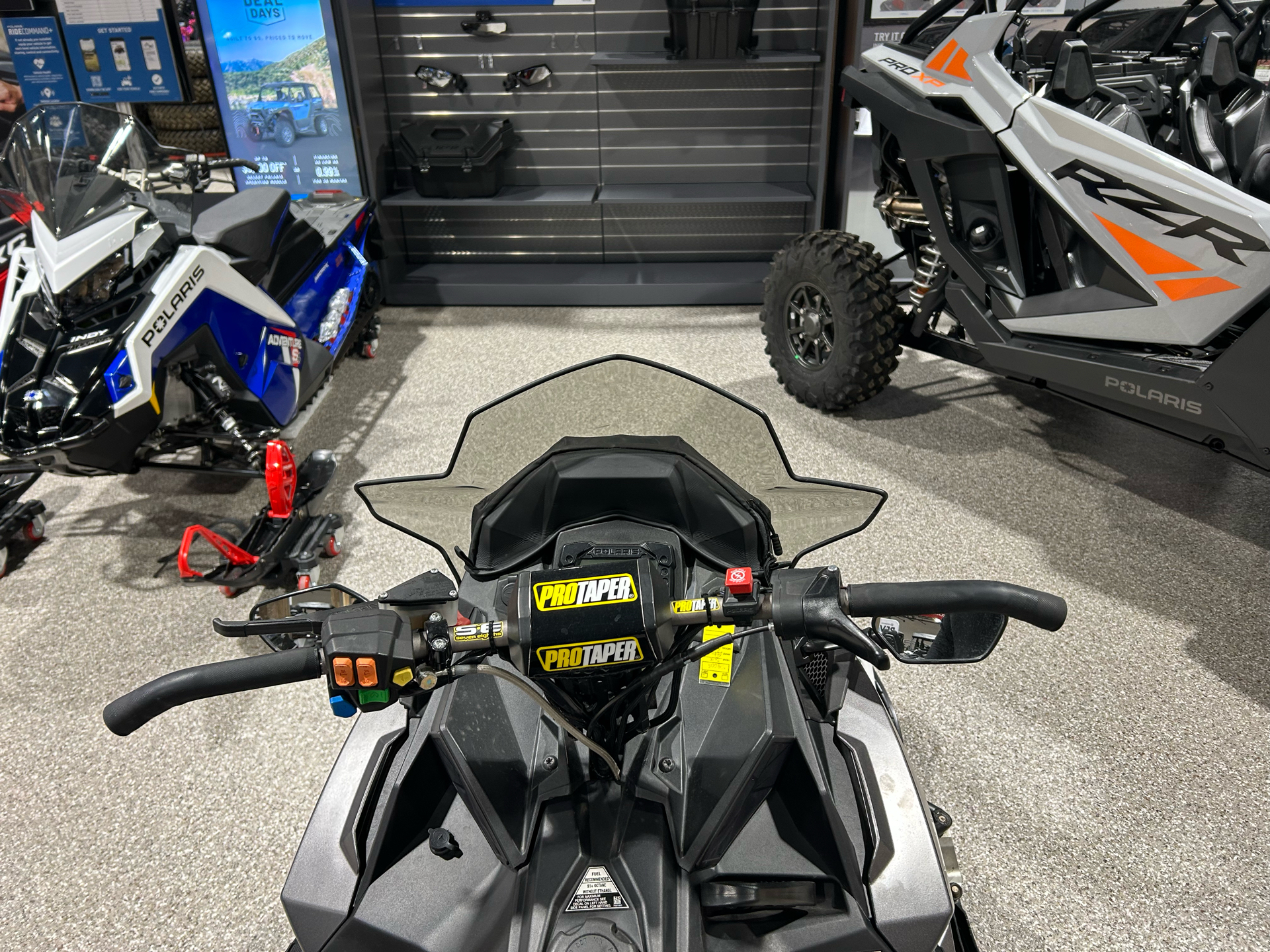 2018 Polaris 800 Switchback Assault 144 ES in Gorham, New Hampshire - Photo 3