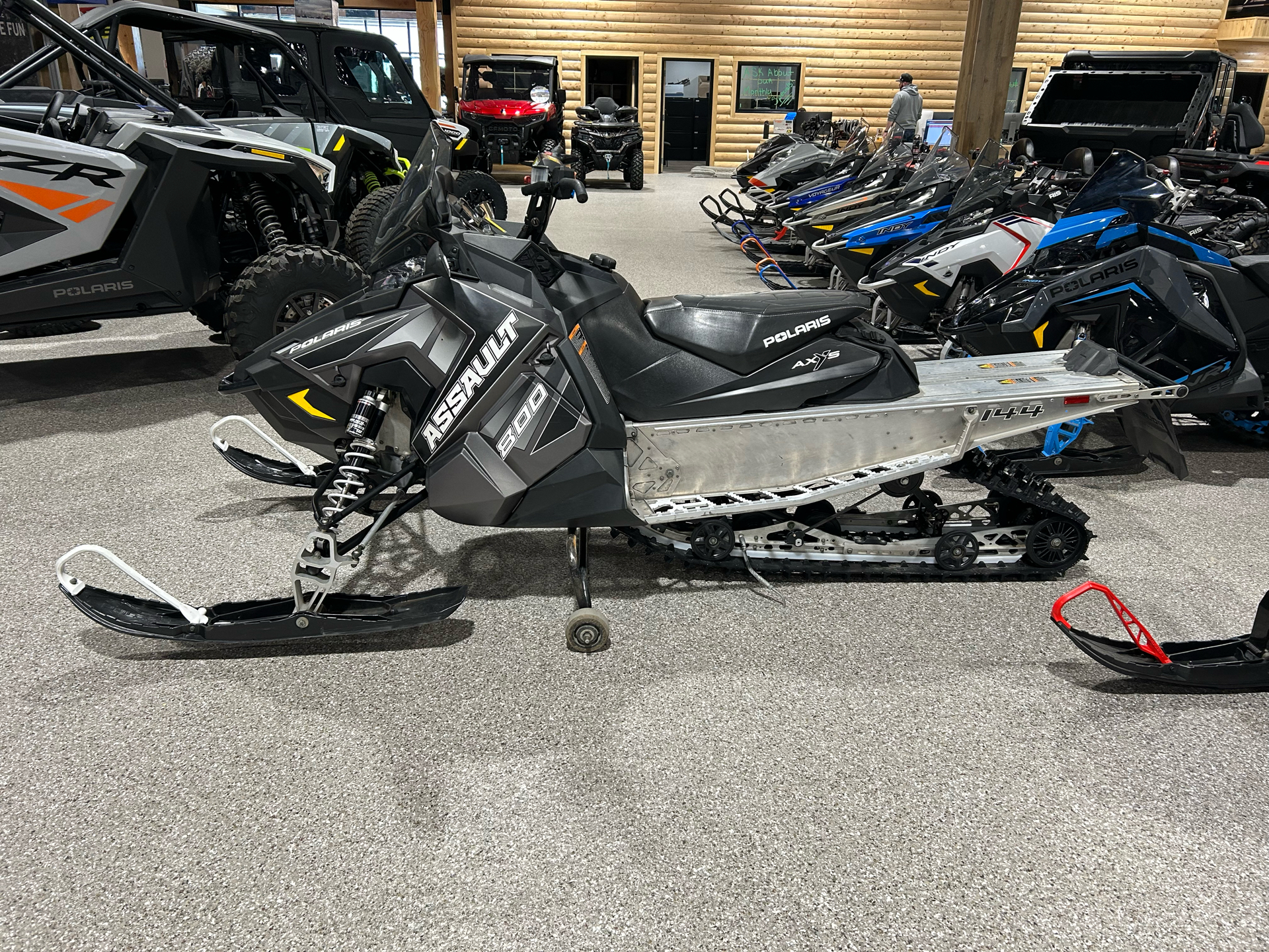 2018 Polaris 800 Switchback Assault 144 ES in Gorham, New Hampshire - Photo 7