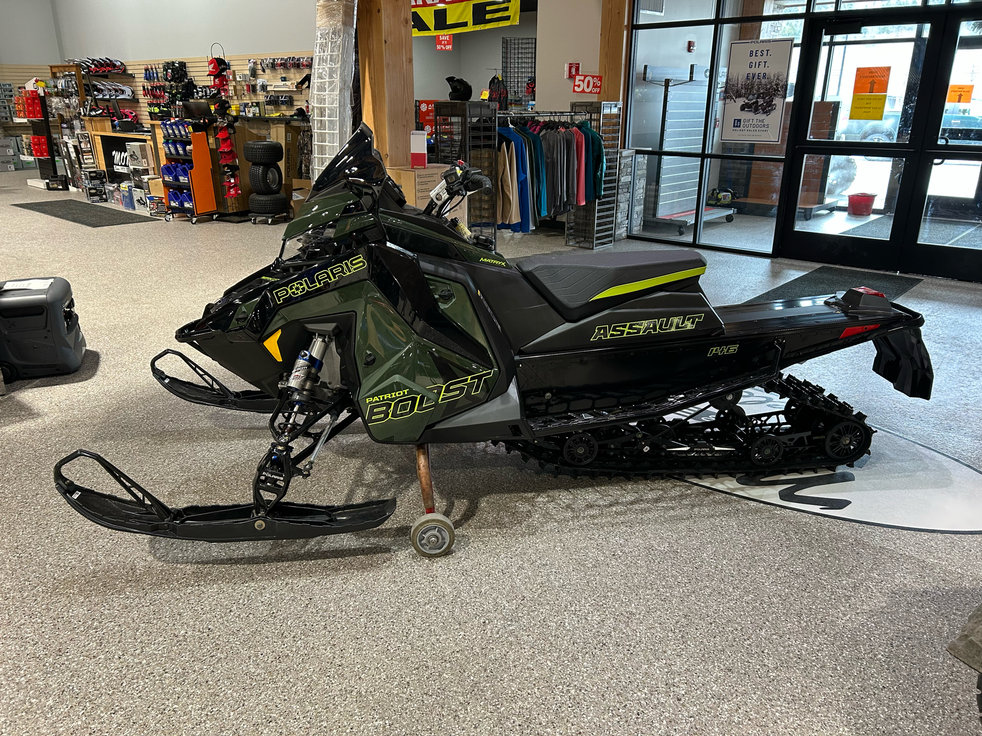 2024 Polaris Patriot Boost Switchback Assault 146 SC ES in Gorham, New Hampshire - Photo 2