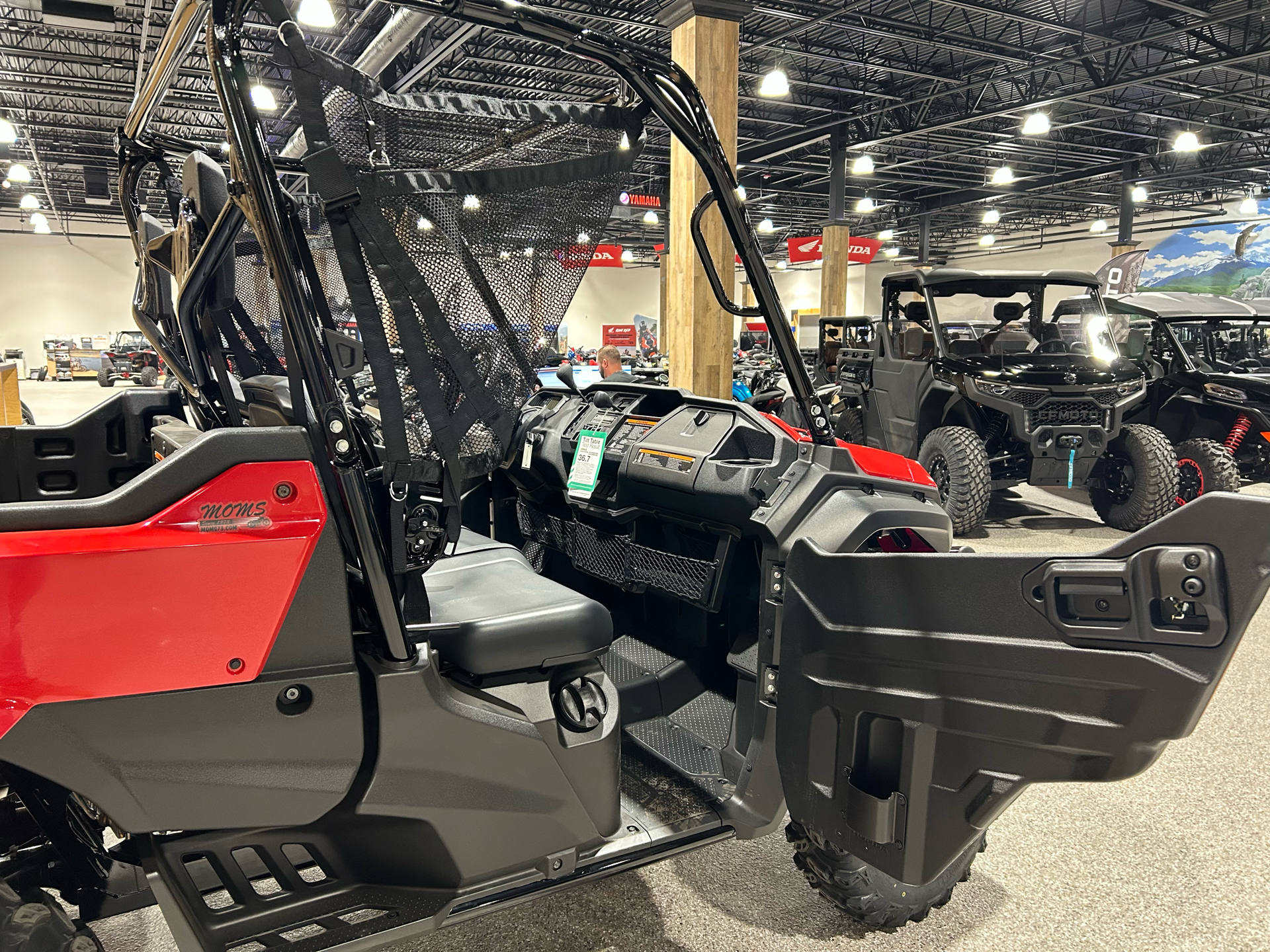 2025 Honda Pioneer 1000 Deluxe in Gorham, New Hampshire - Photo 15