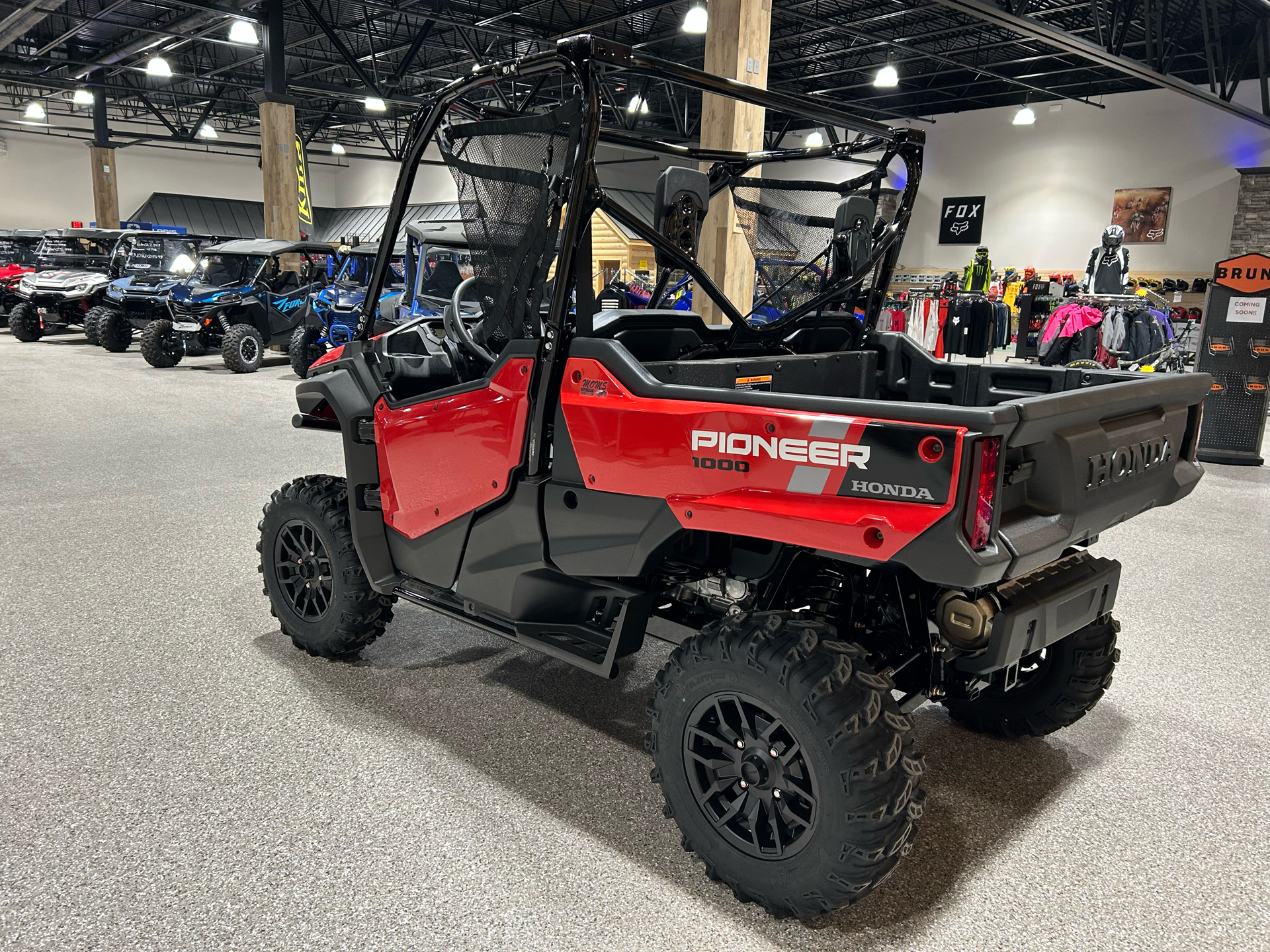 2025 Honda Pioneer 1000 Deluxe in Gorham, New Hampshire - Photo 5