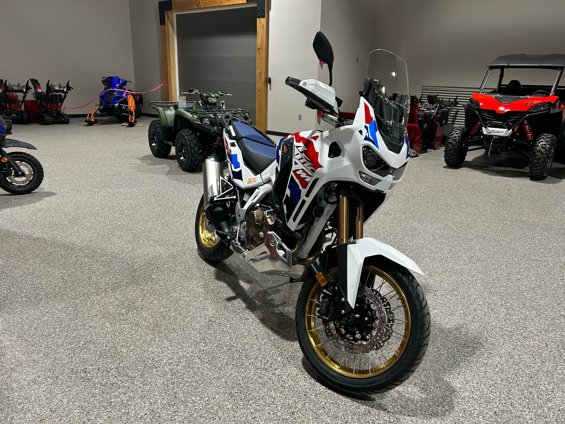 2025 Honda Africa Twin Adventure Sports ES in Gorham, New Hampshire - Photo 2