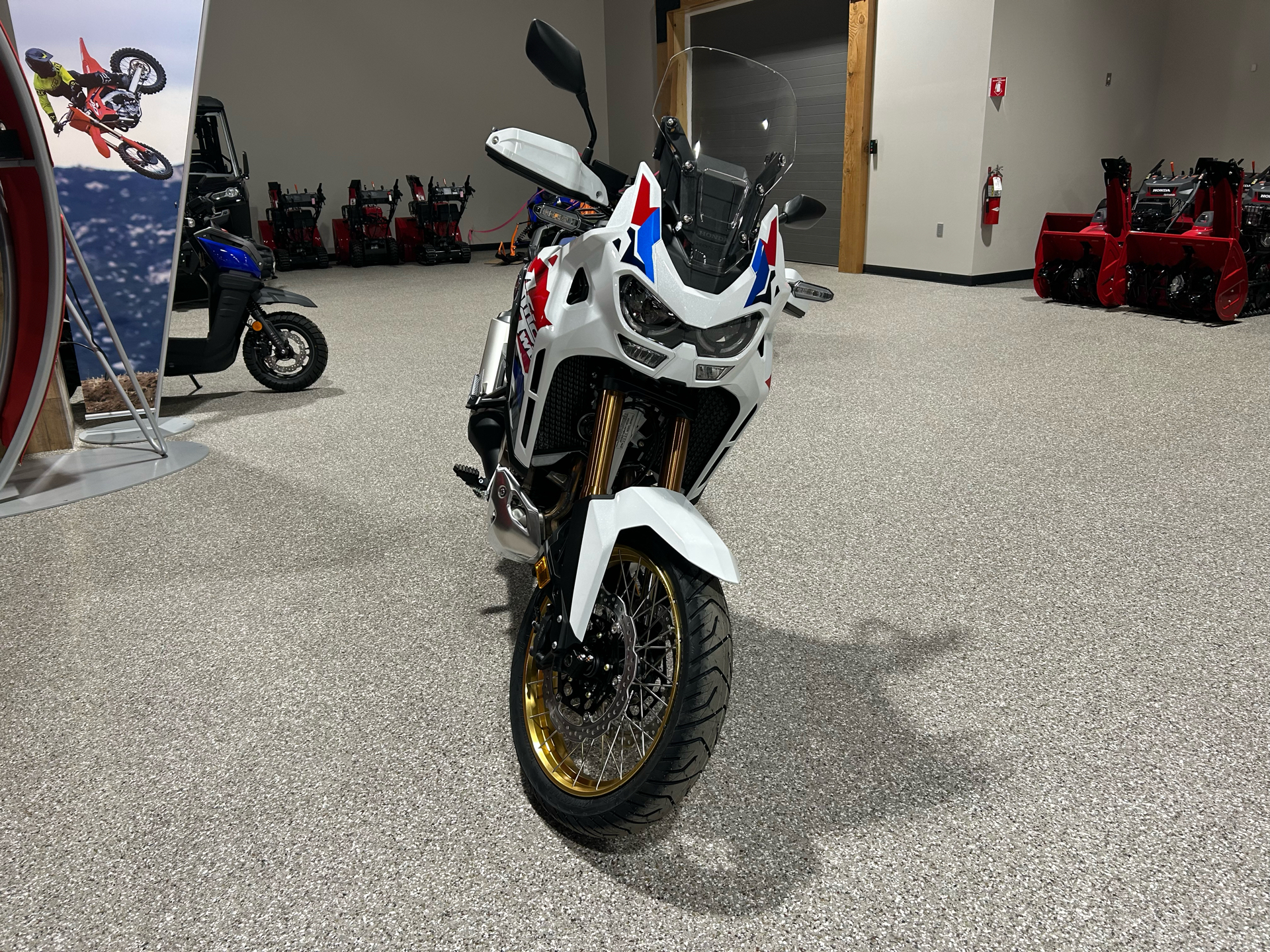 2025 Honda Africa Twin Adventure Sports ES in Gorham, New Hampshire - Photo 3