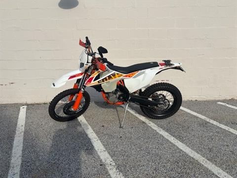 2017 KTM 450 EXC-F Six Days in Manchester, New Hampshire - Photo 4