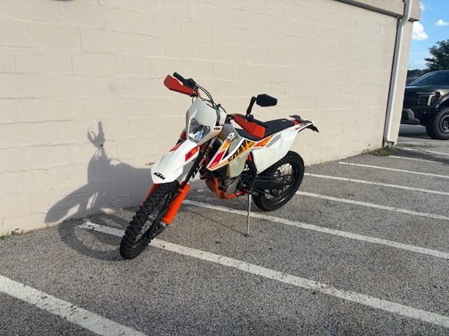 2017 KTM 450 EXC-F Six Days in Manchester, New Hampshire - Photo 5